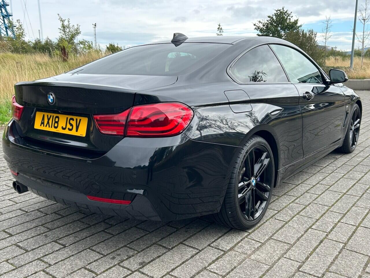 BMW 4 Series view 13
