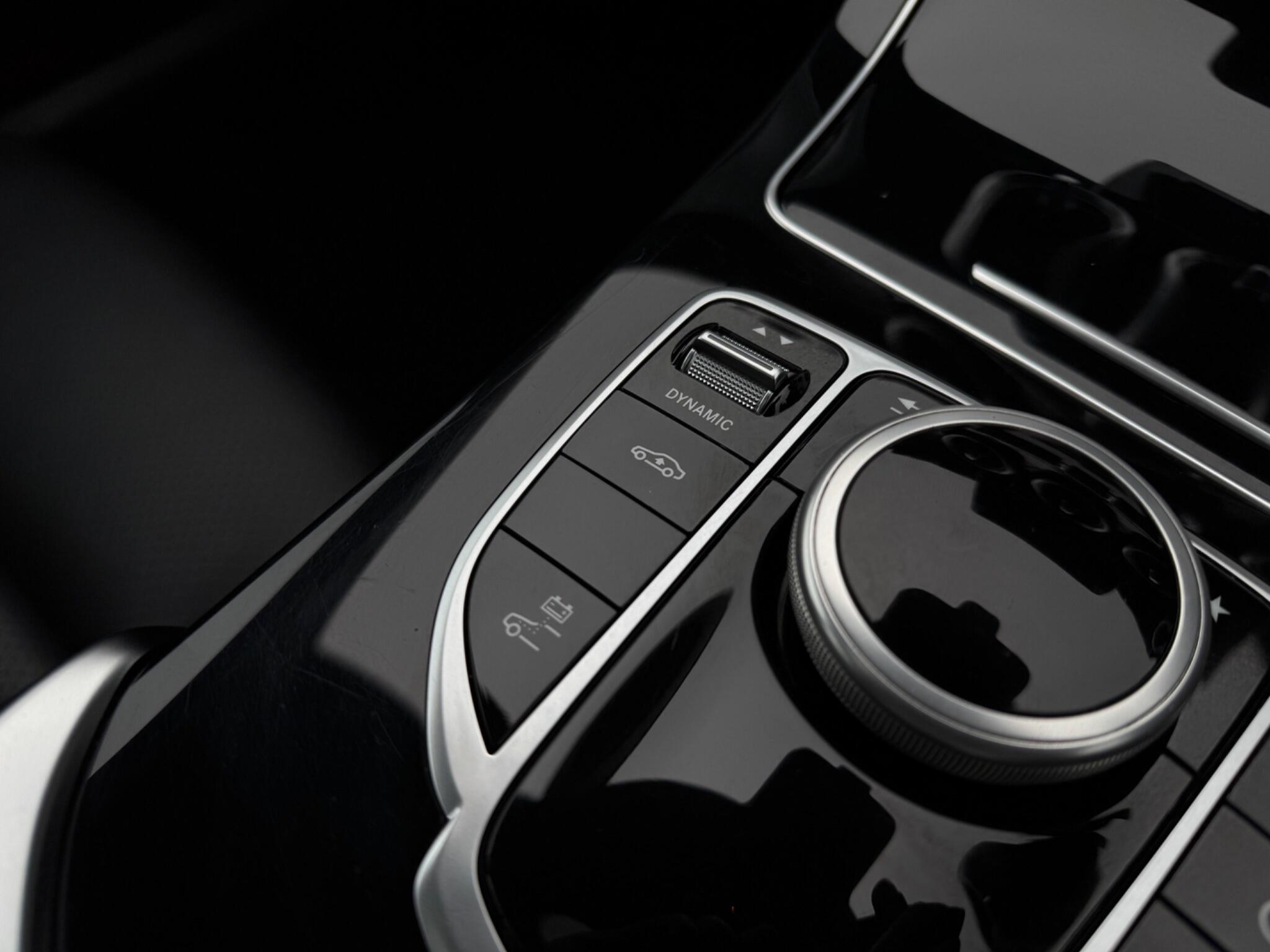 Mercedes-Benz C-Class view 69