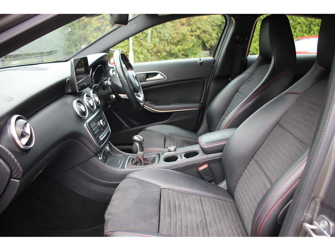 Mercedes-Benz A-Class view 15