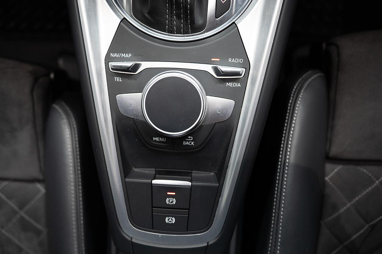 Audi TT view 15