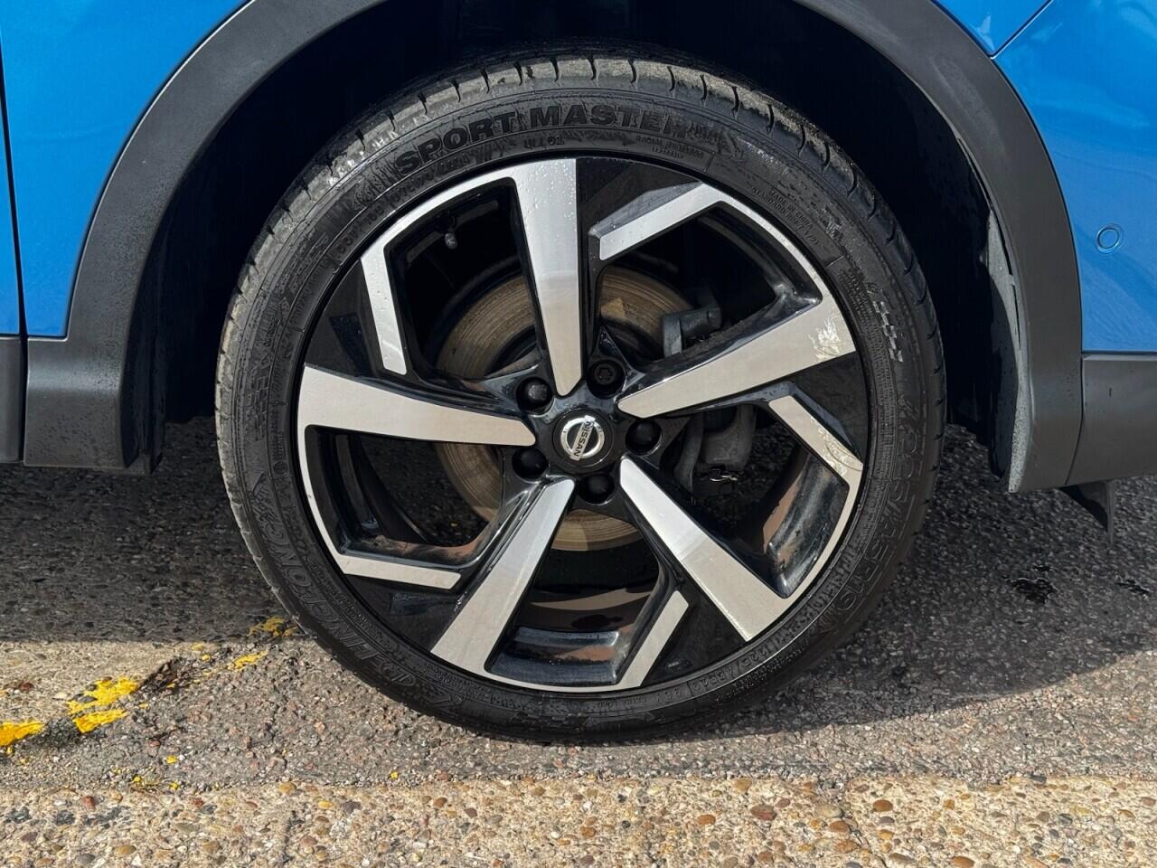 Nissan Qashqai view 16