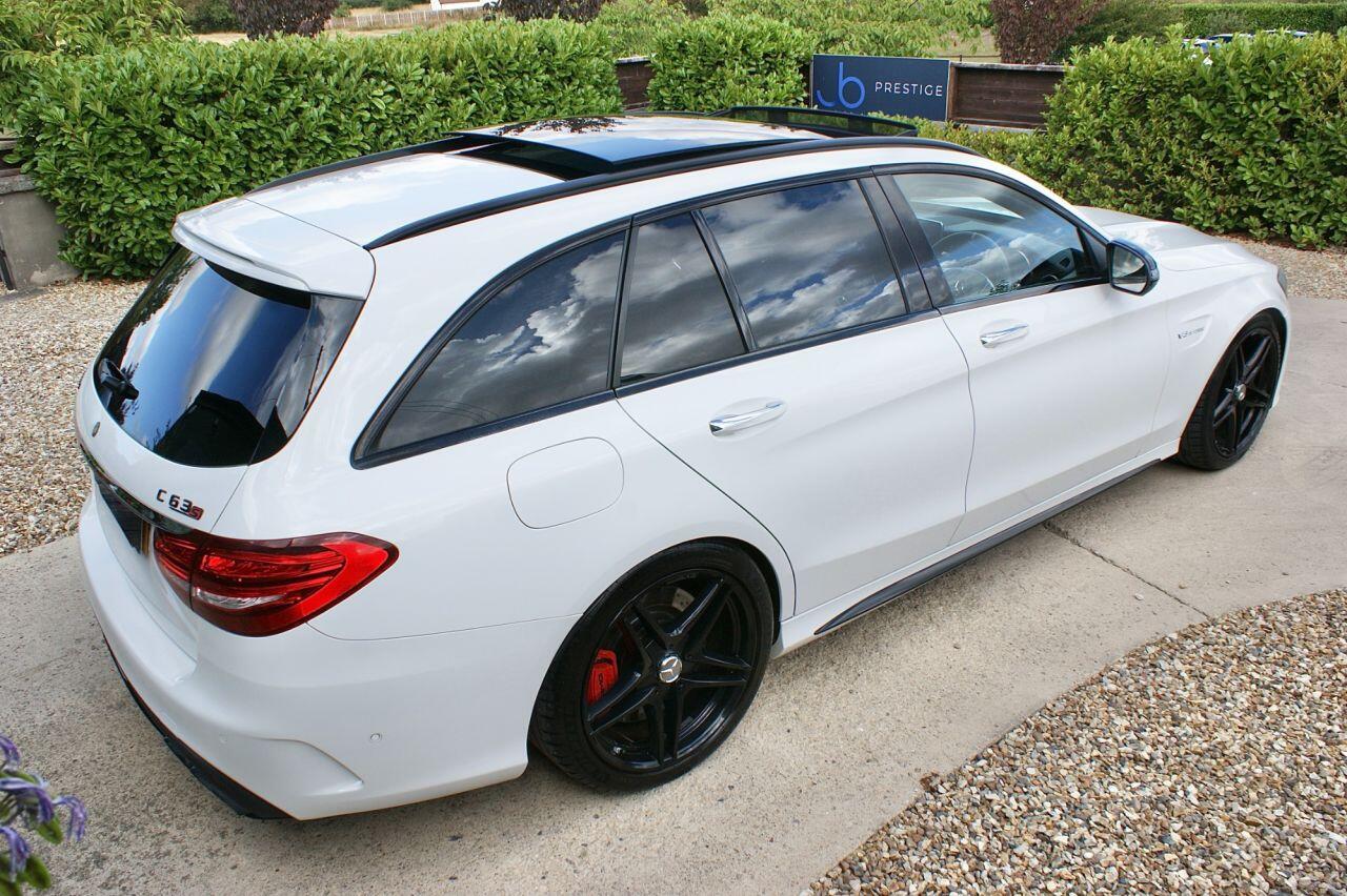 Mercedes-Benz C Class view 18