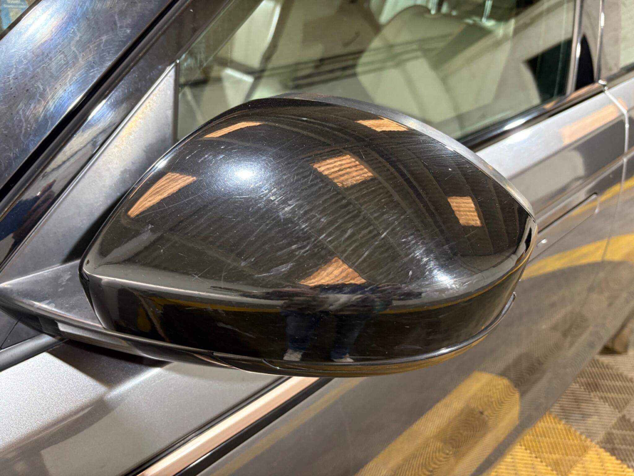 Land Rover Range Rover Velar view 71