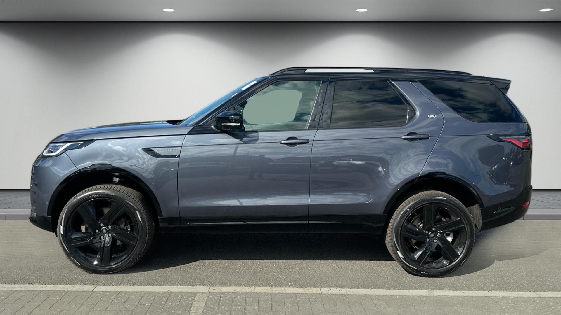 Land Rover Discovery view 6