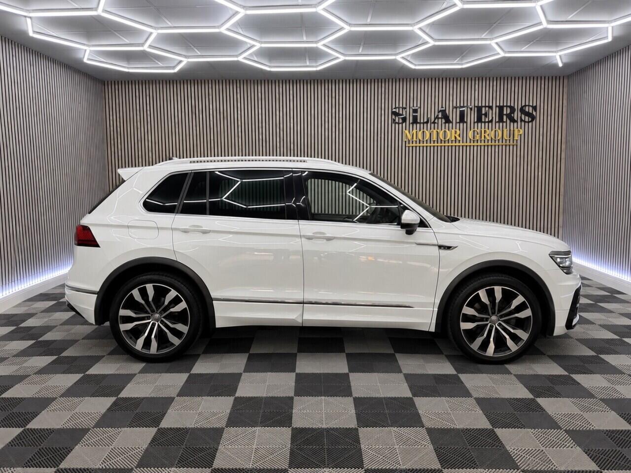 Volkswagen Tiguan view 27