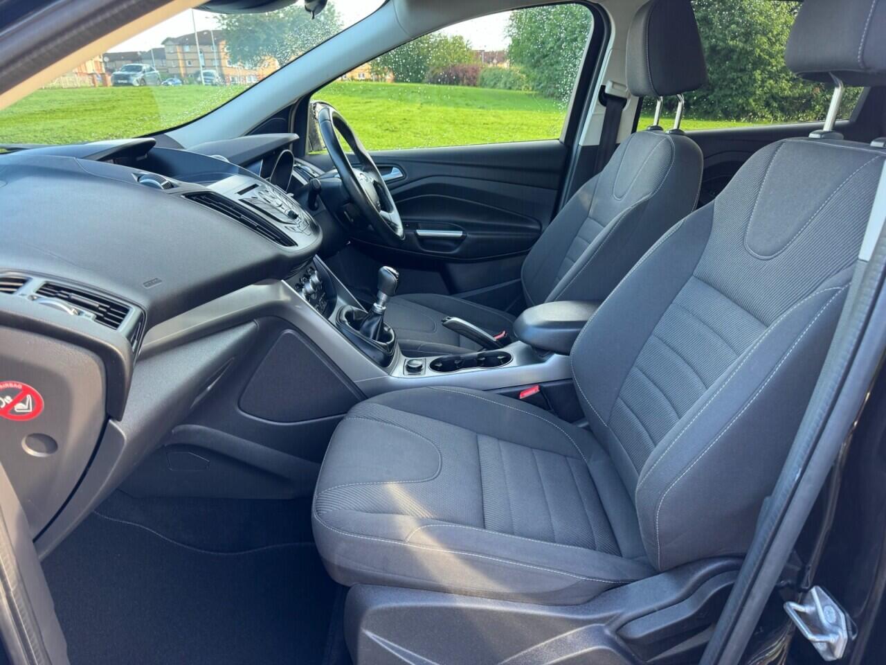 Ford Kuga view 12