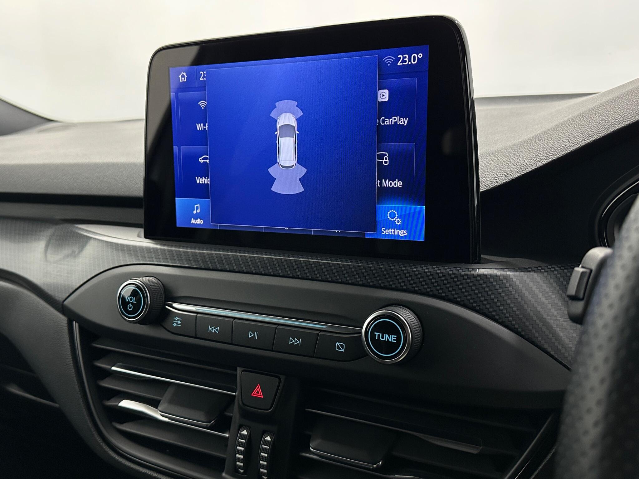 Ford Focus view 25