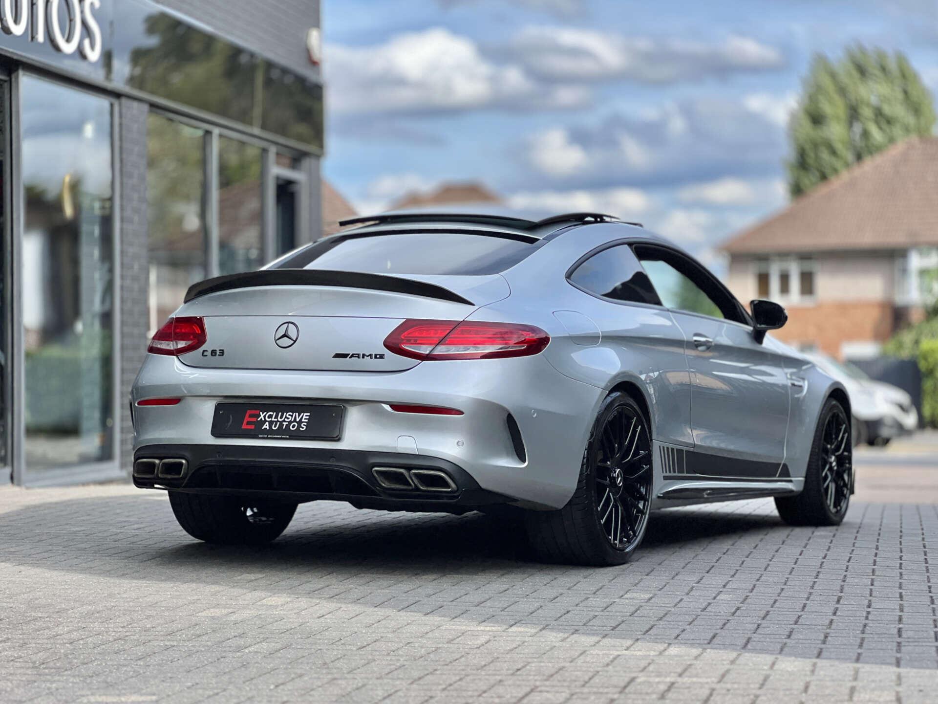 Mercedes-Benz C Class view 3