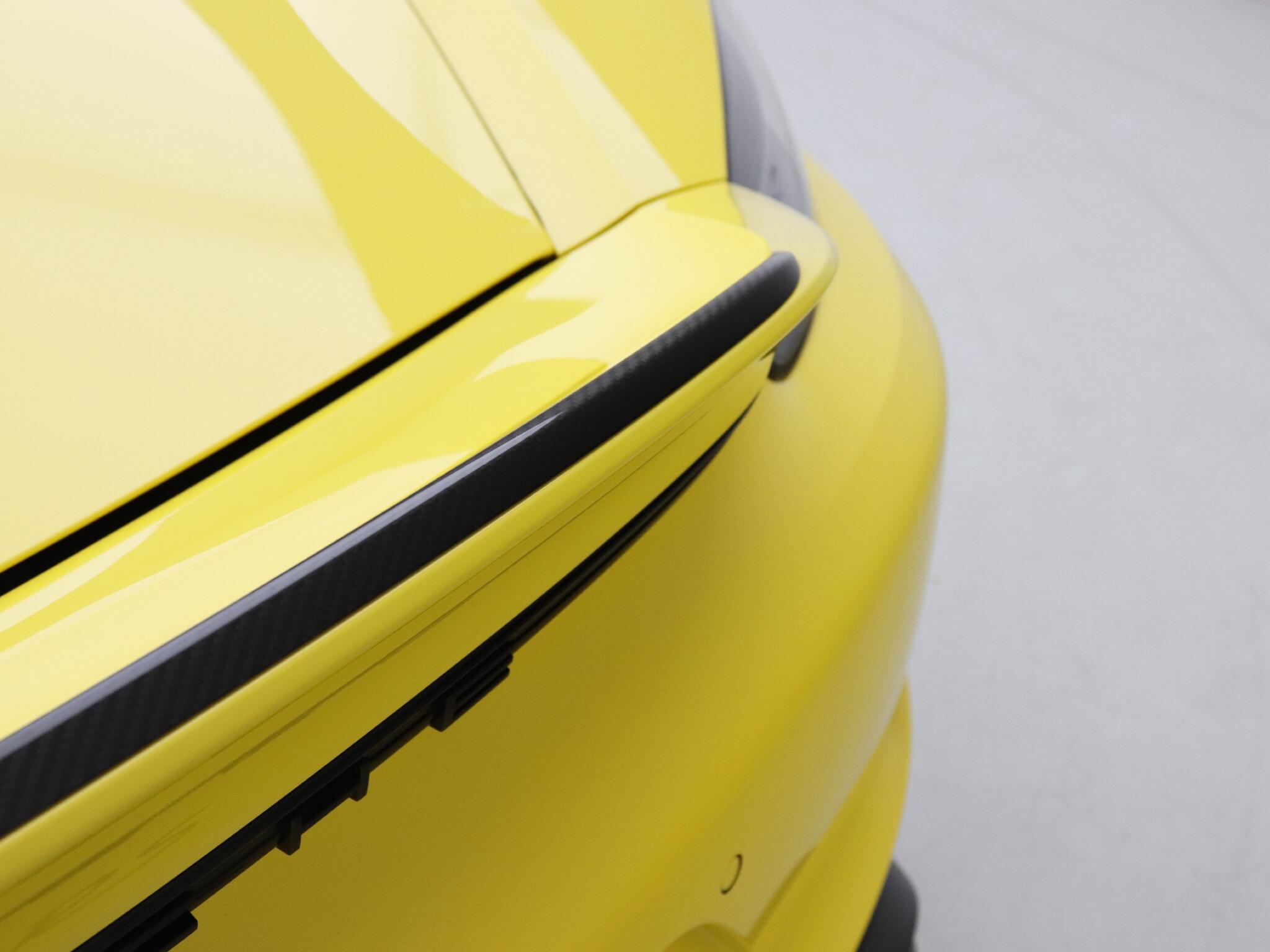 Porsche 718 Spyder view 41