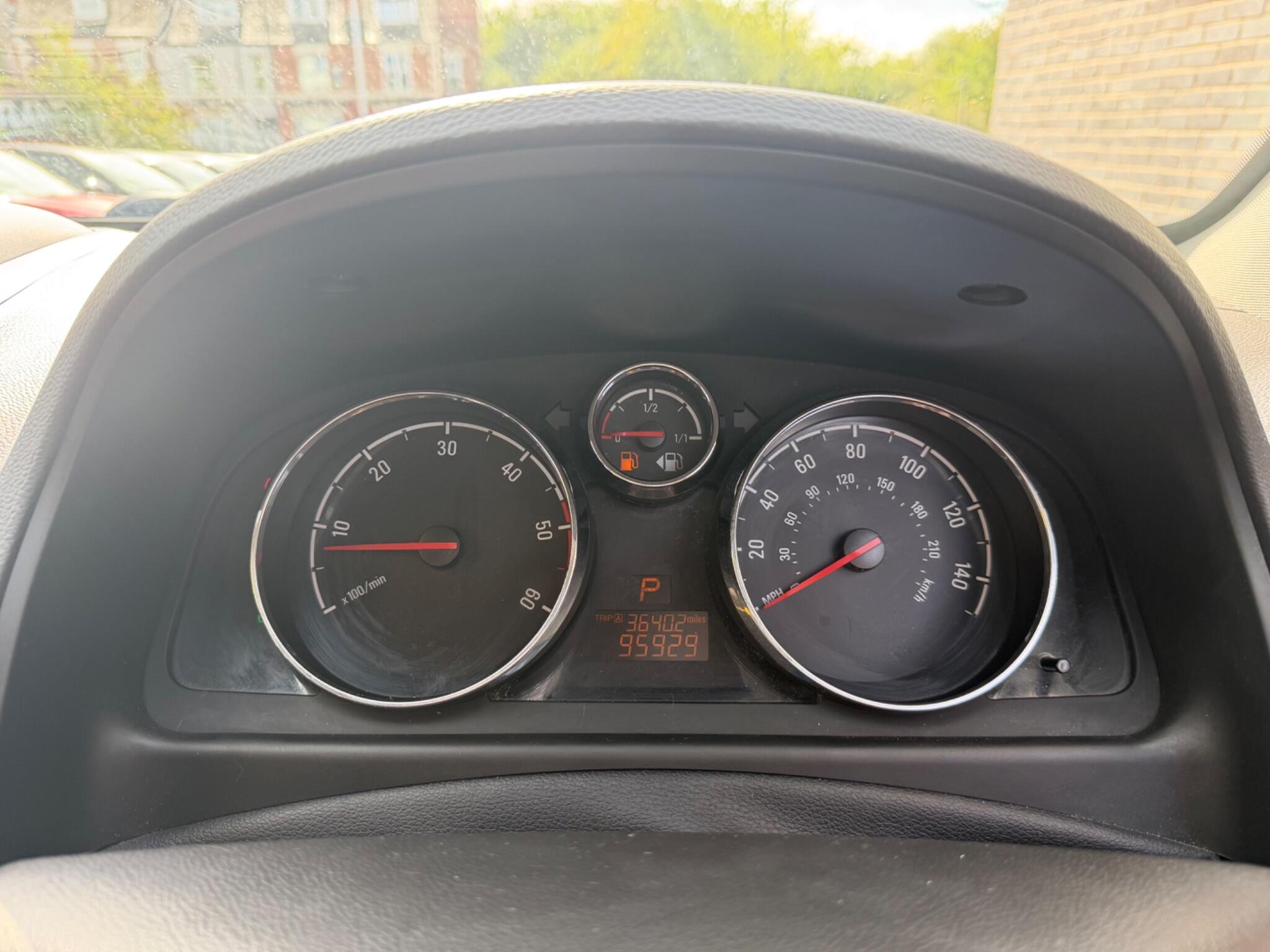 Vauxhall Antara view 43