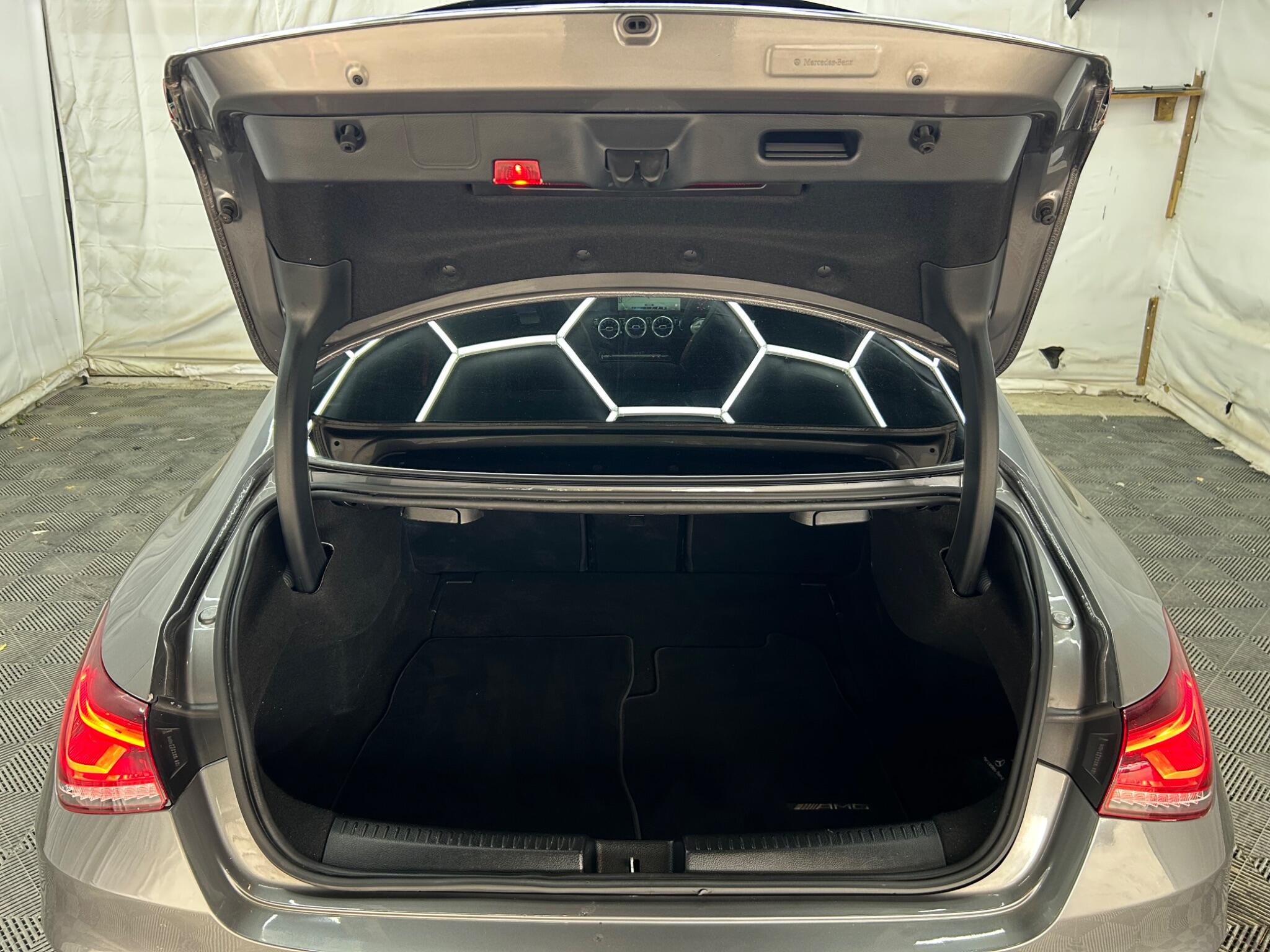 Mercedes-Benz Cla view 43