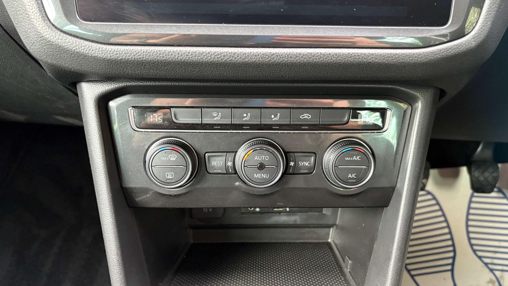 Volkswagen Tiguan view 33