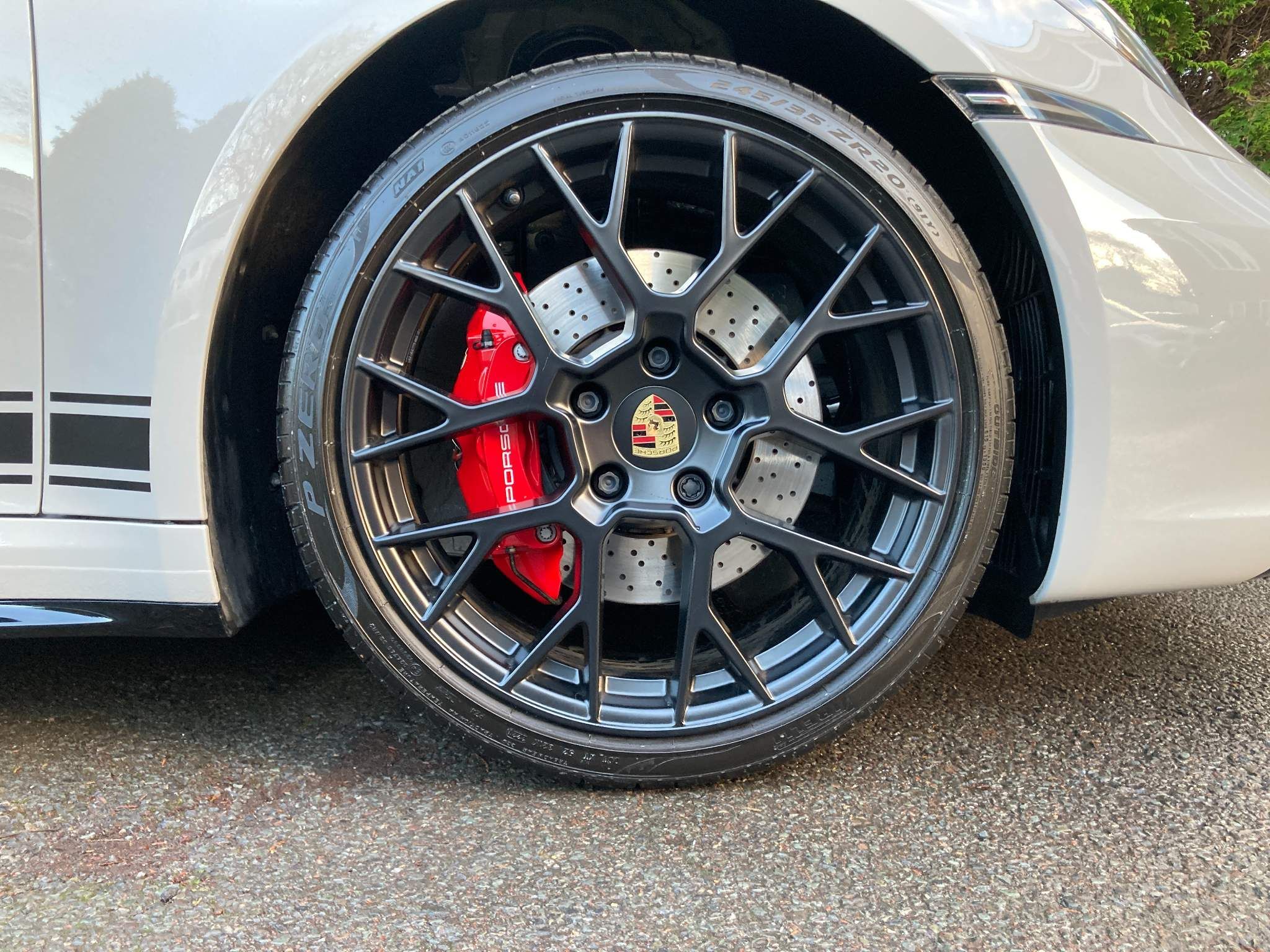 Porsche 911 view 37