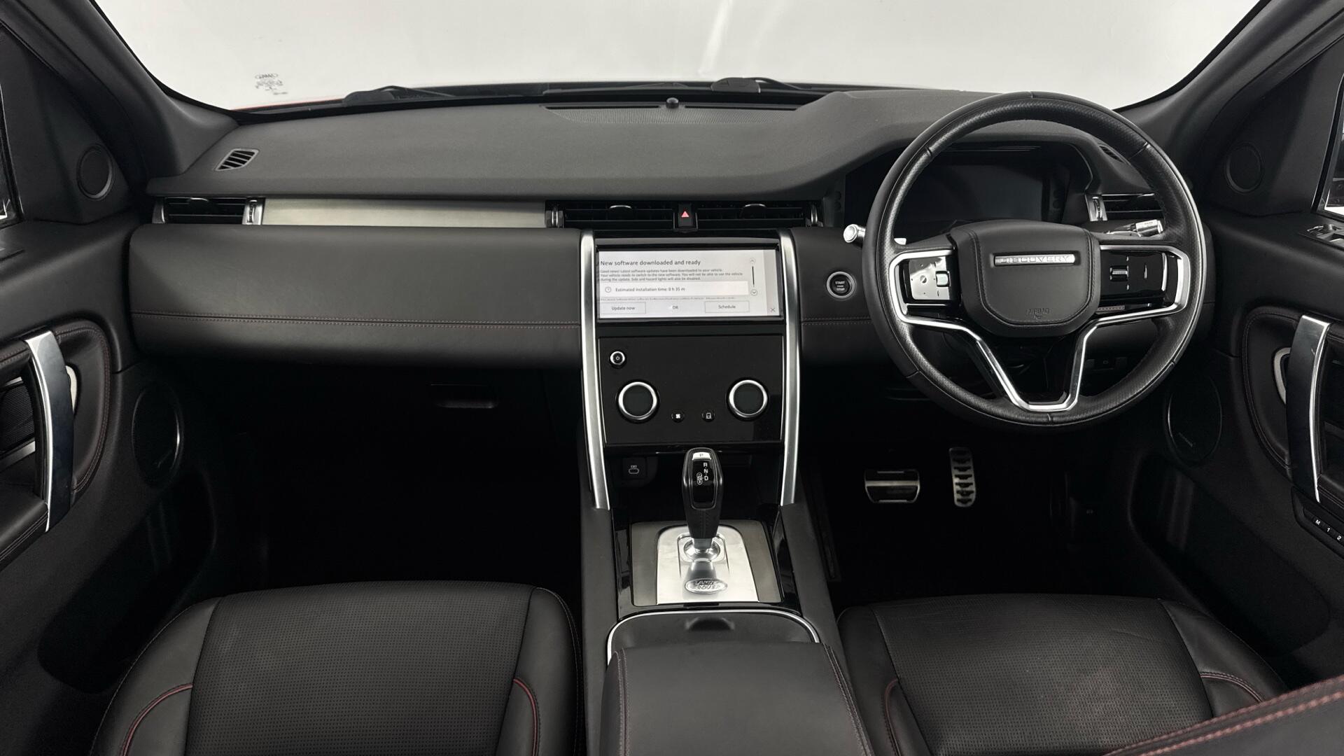Land Rover Discovery Sport view 11