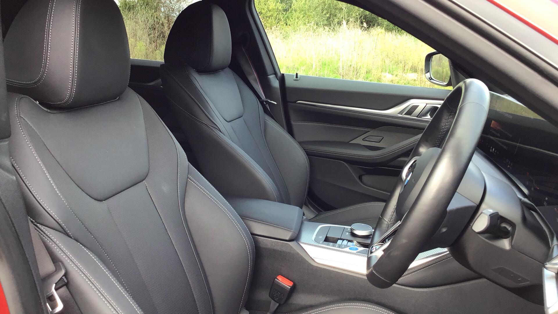 BMW i4 view 11
