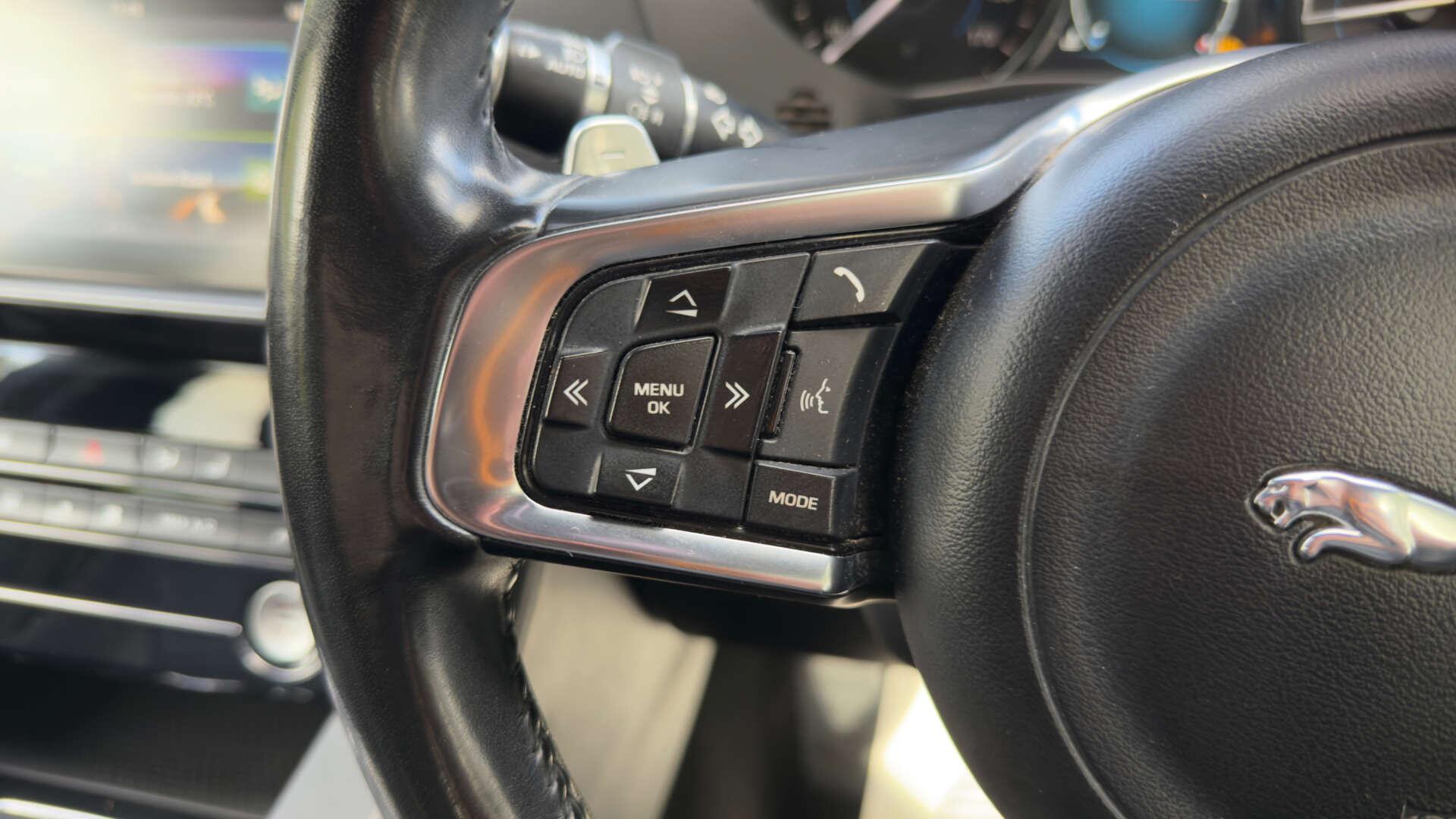 Jaguar F-Pace view 16