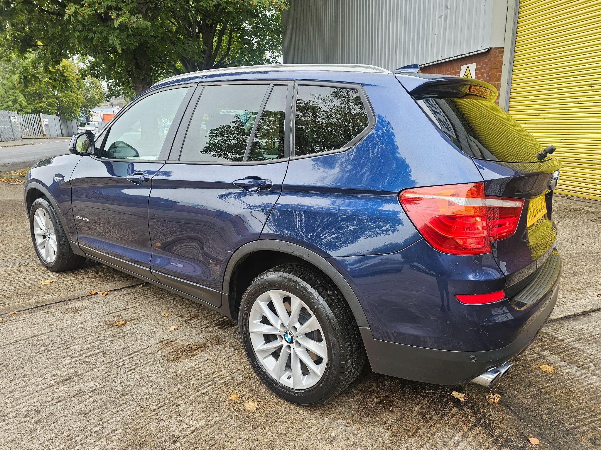 BMW X3 view 40