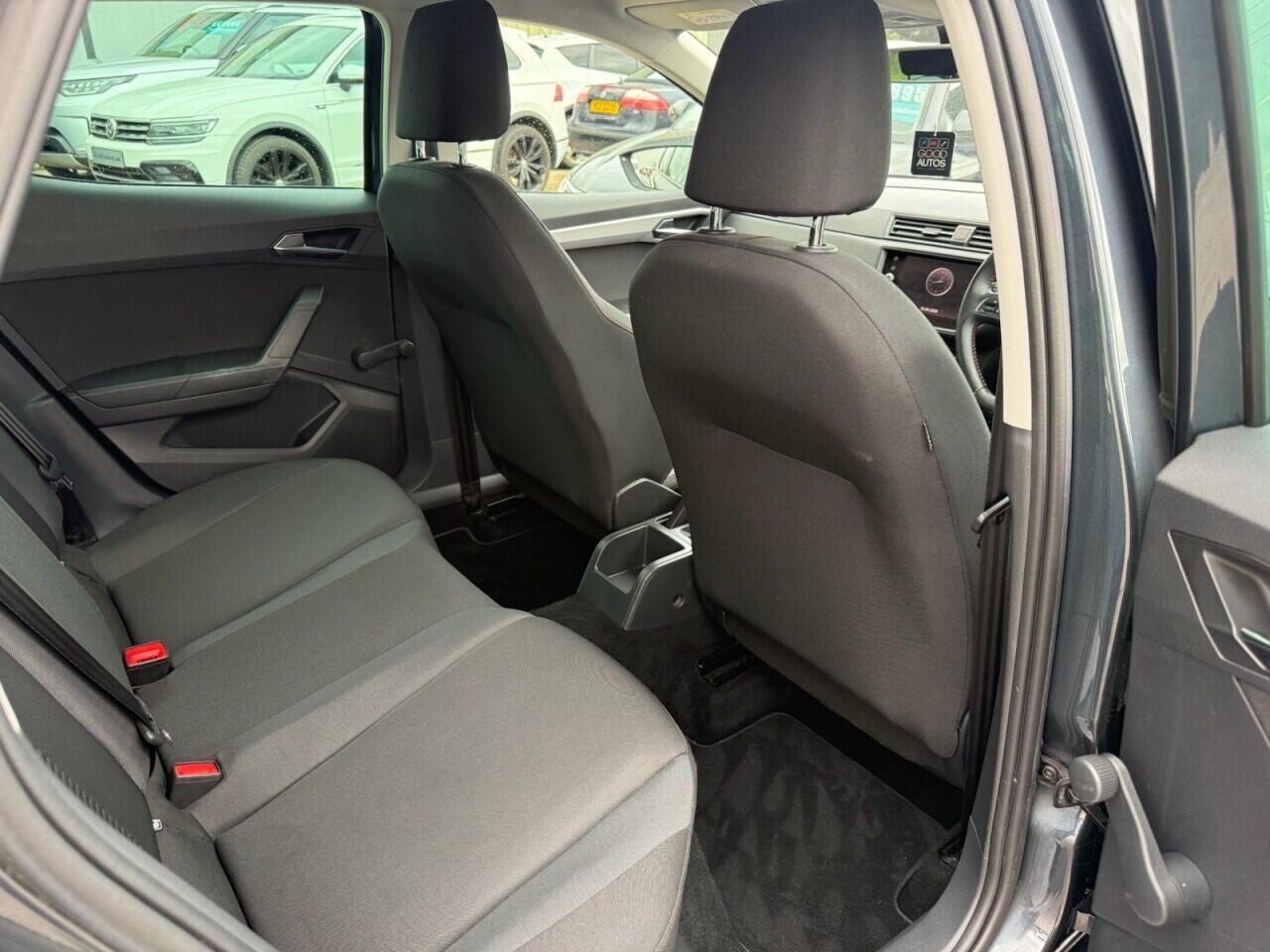 SEAT Ibiza view 17