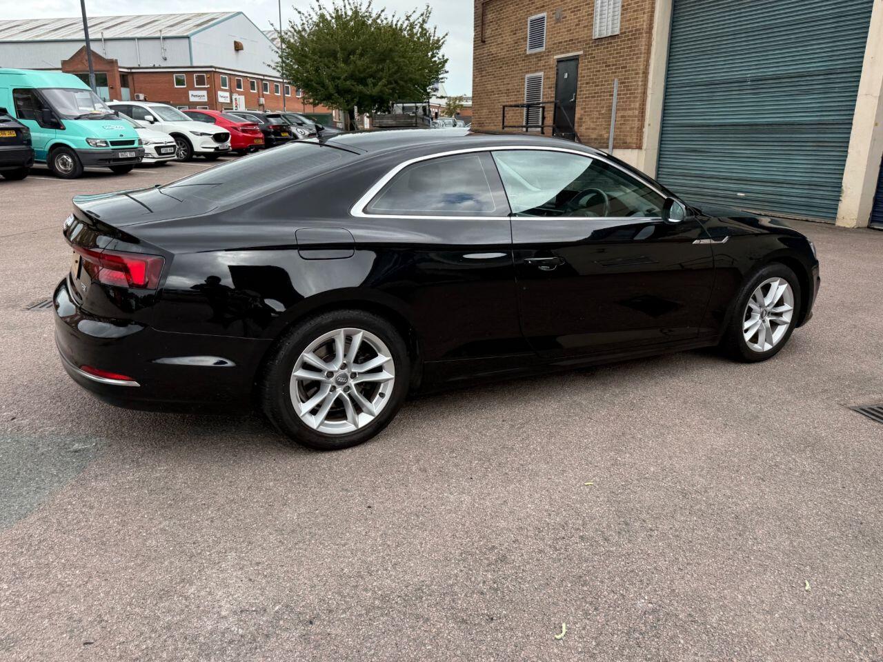 Audi A5 view 10