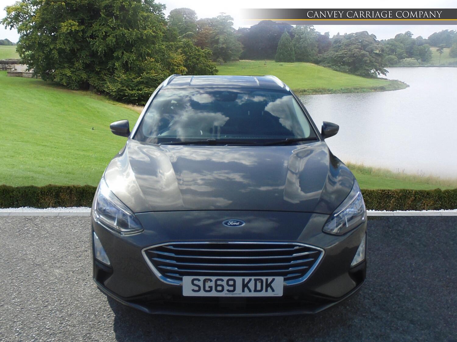 Ford Focus view 7