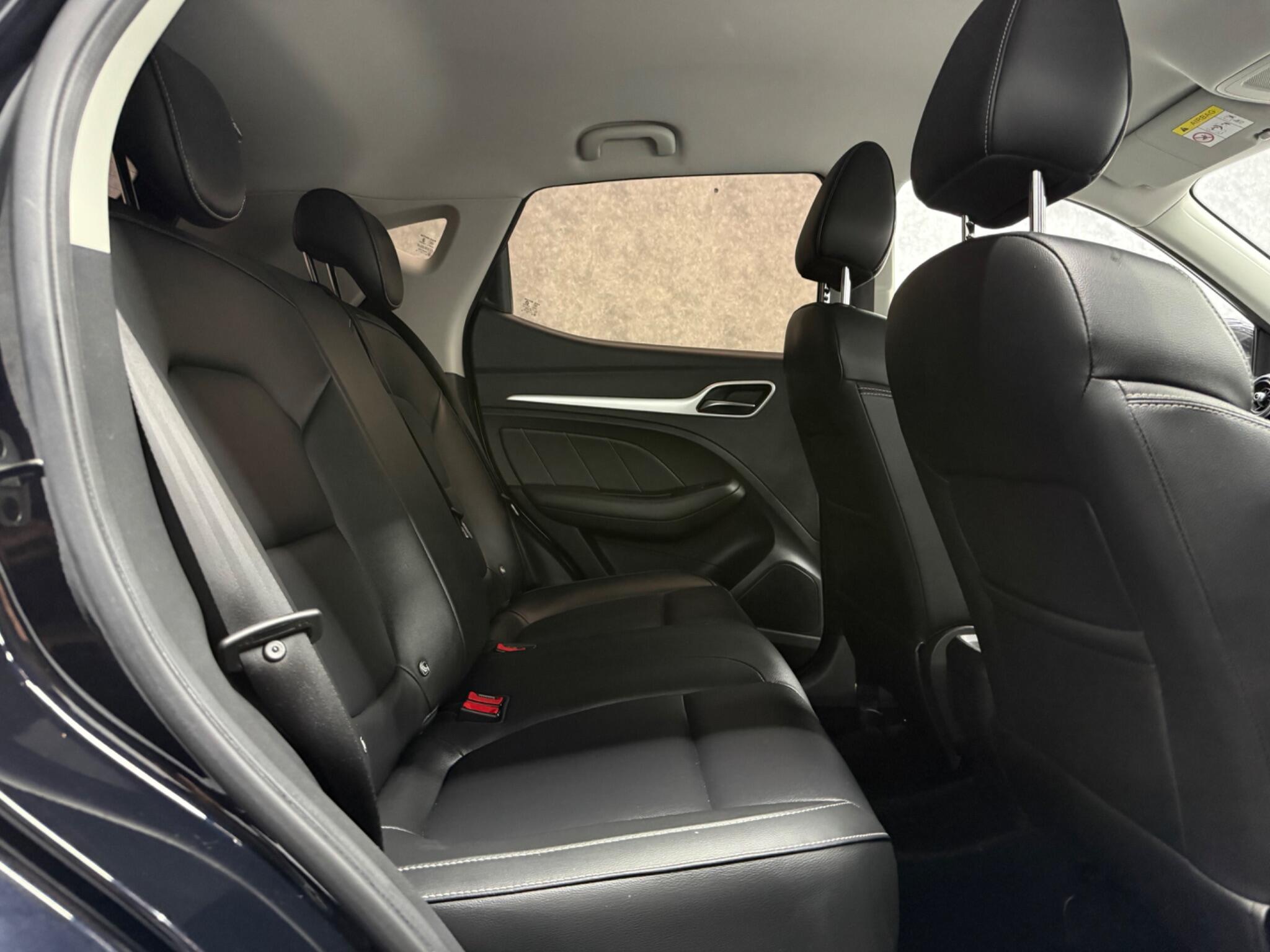 MG MG ZS view 8