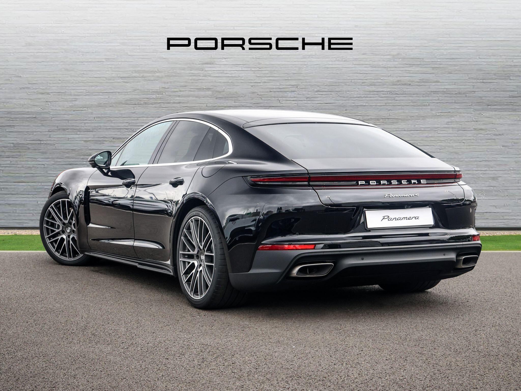 Porsche Panamera view 4