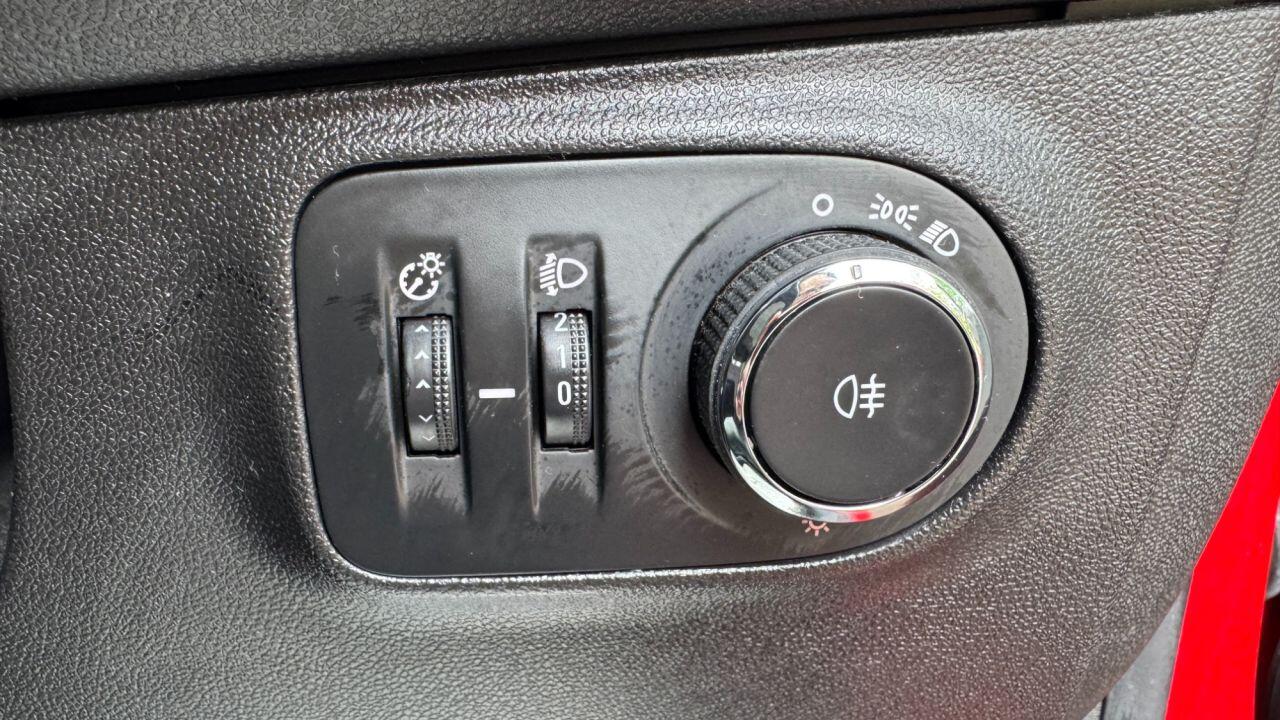 Vauxhall Adam view 26