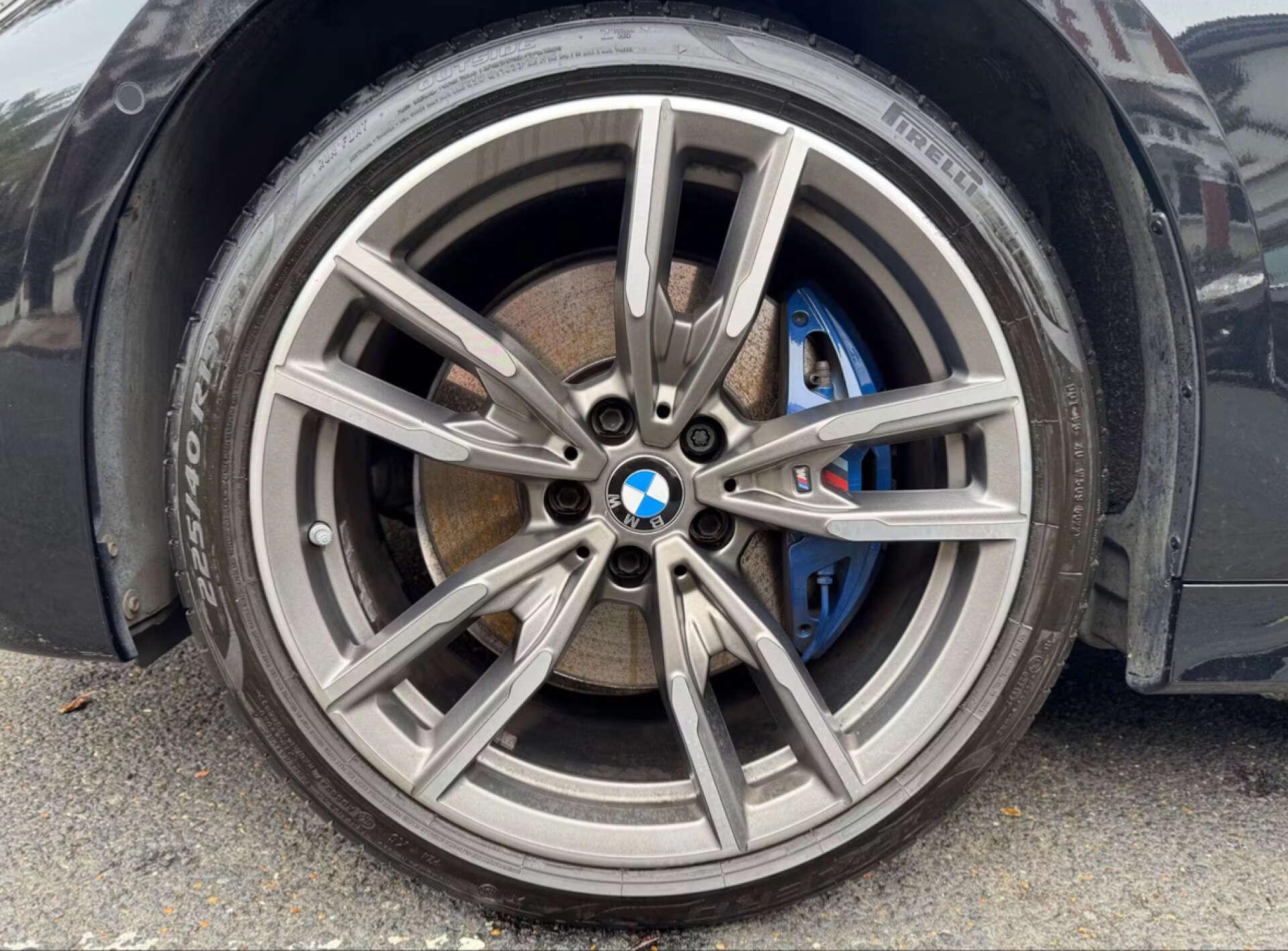 BMW 3 Series view 7