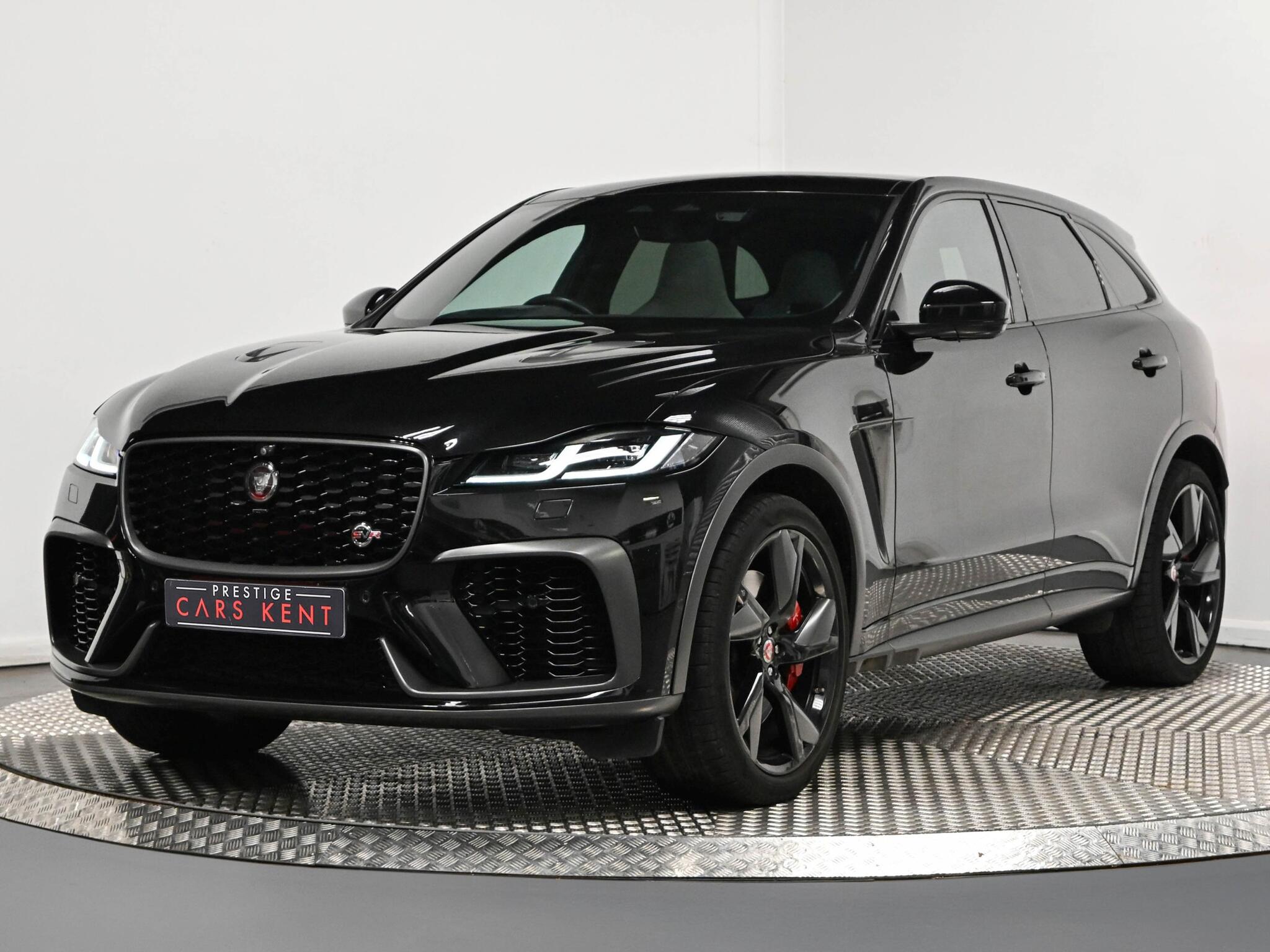 Jaguar F-Pace view 39