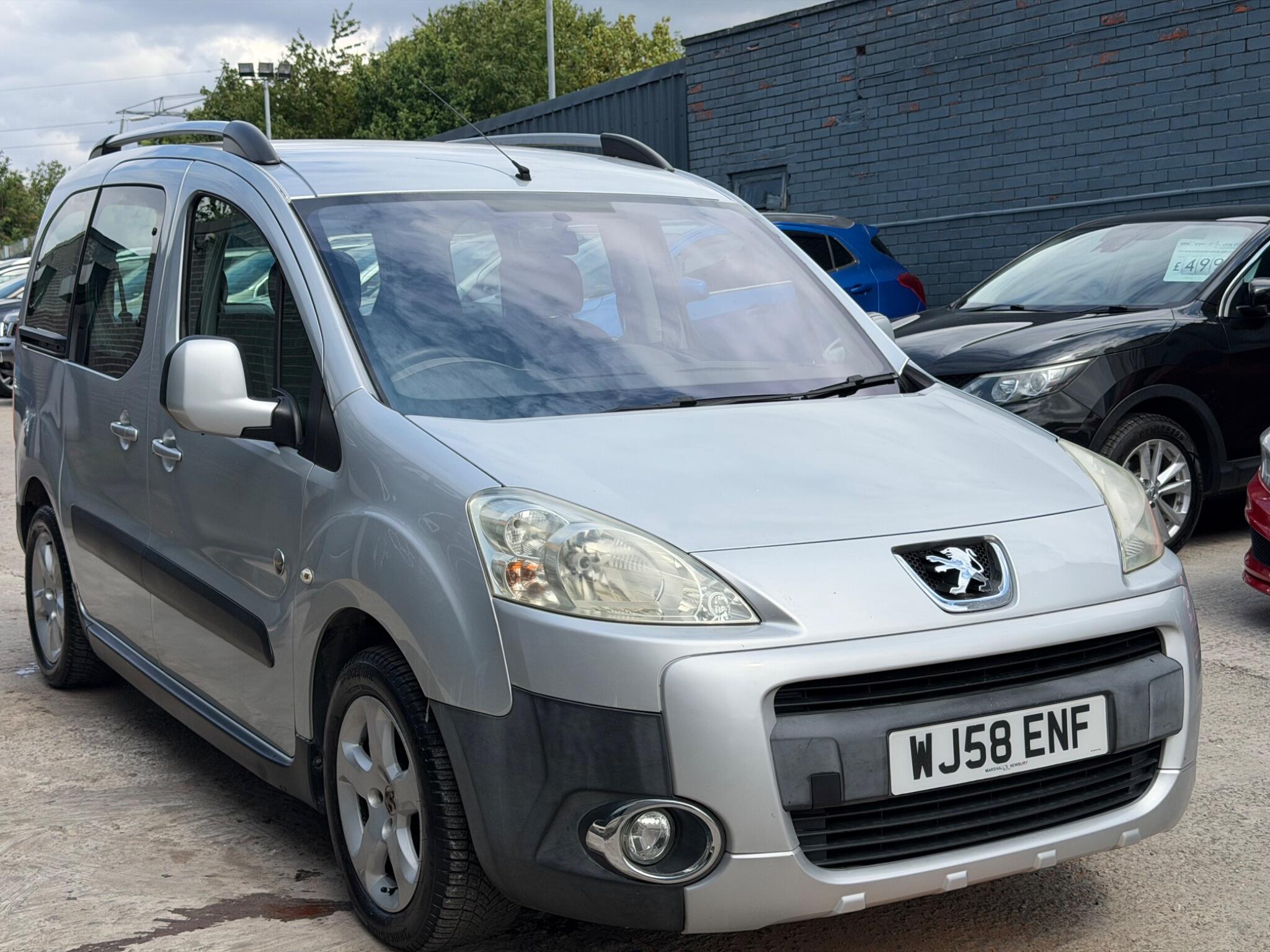 Peugeot Partner Tepee view 3