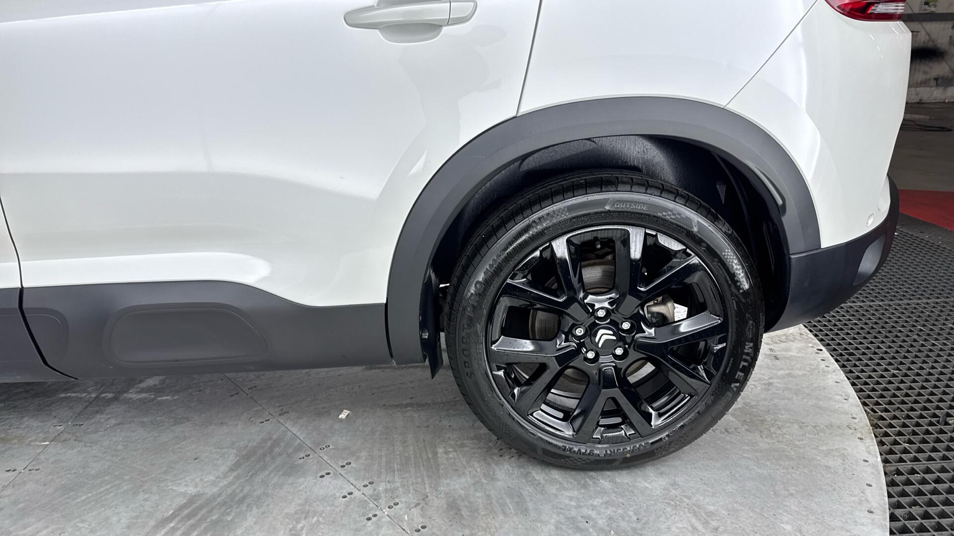 Citroen C5 Aircross view 25