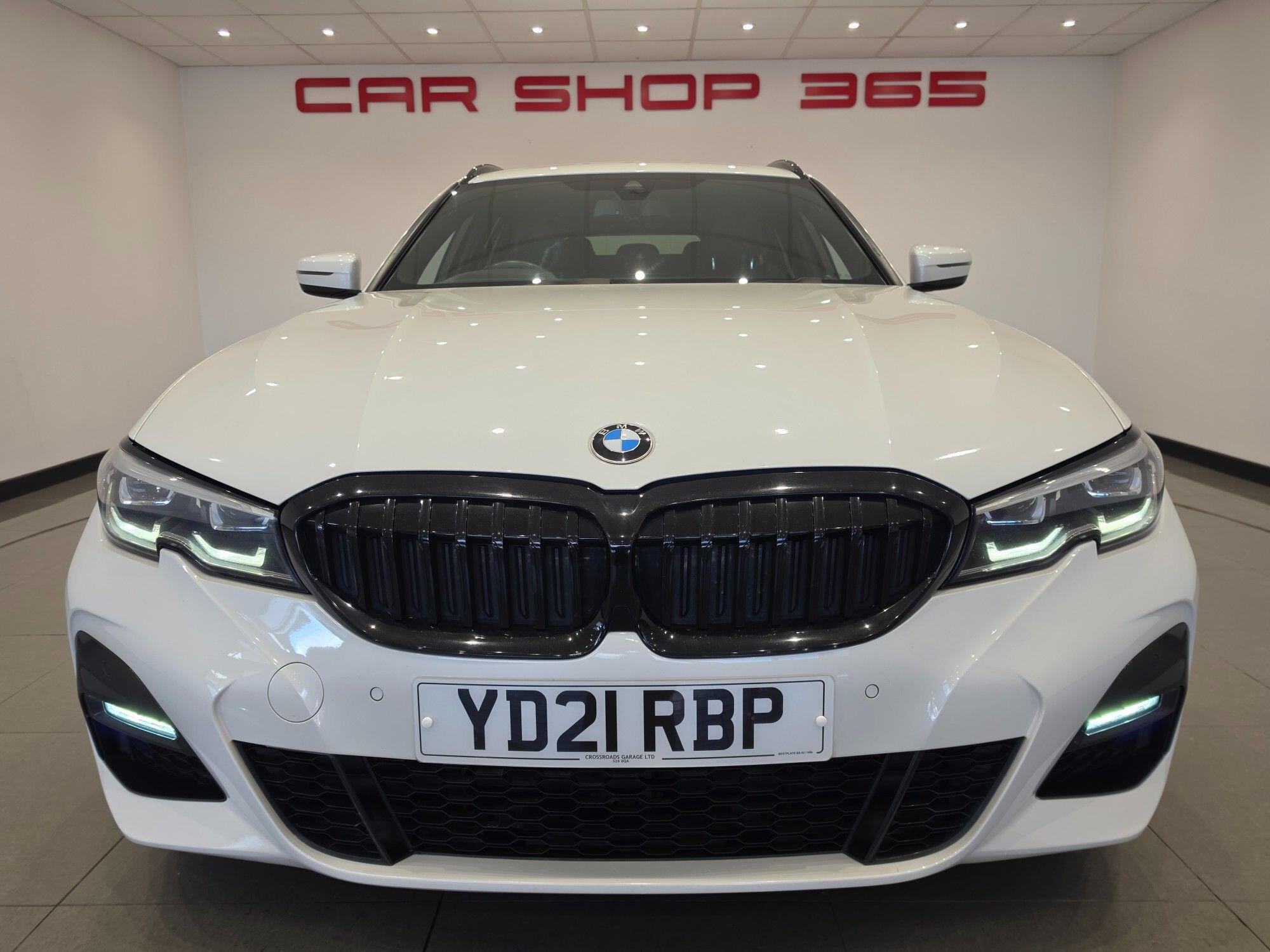 BMW 3 Series view 9