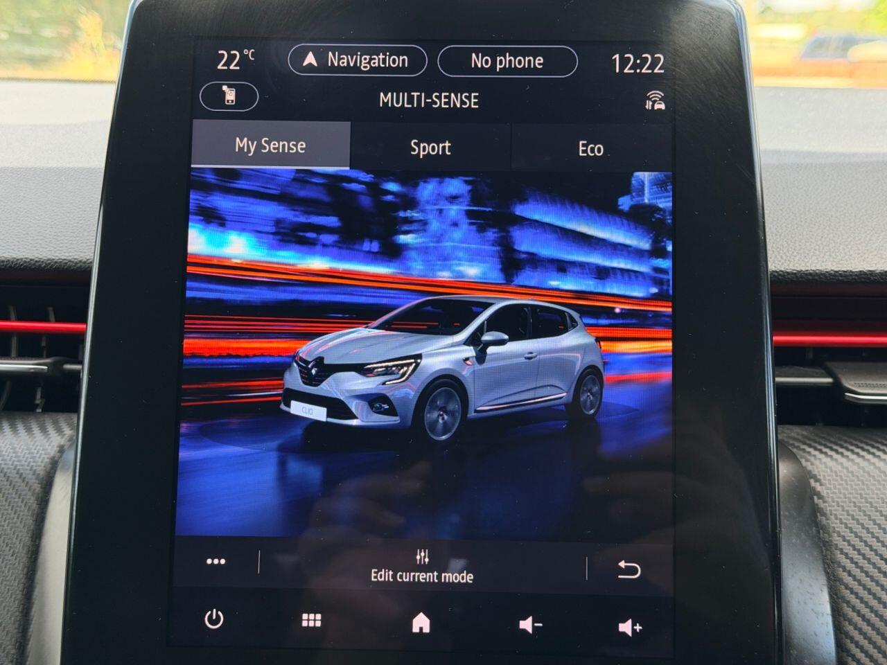 Renault Clio view 50
