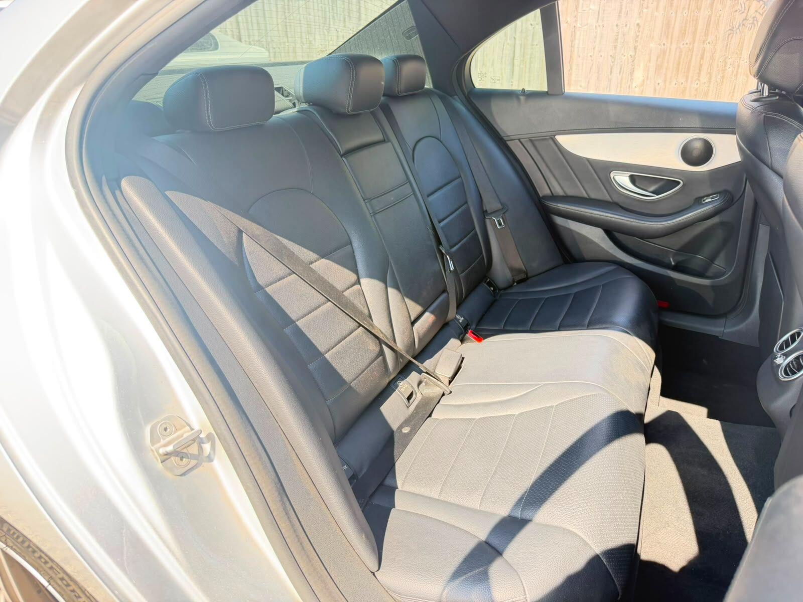 Mercedes-Benz C-Class view 12