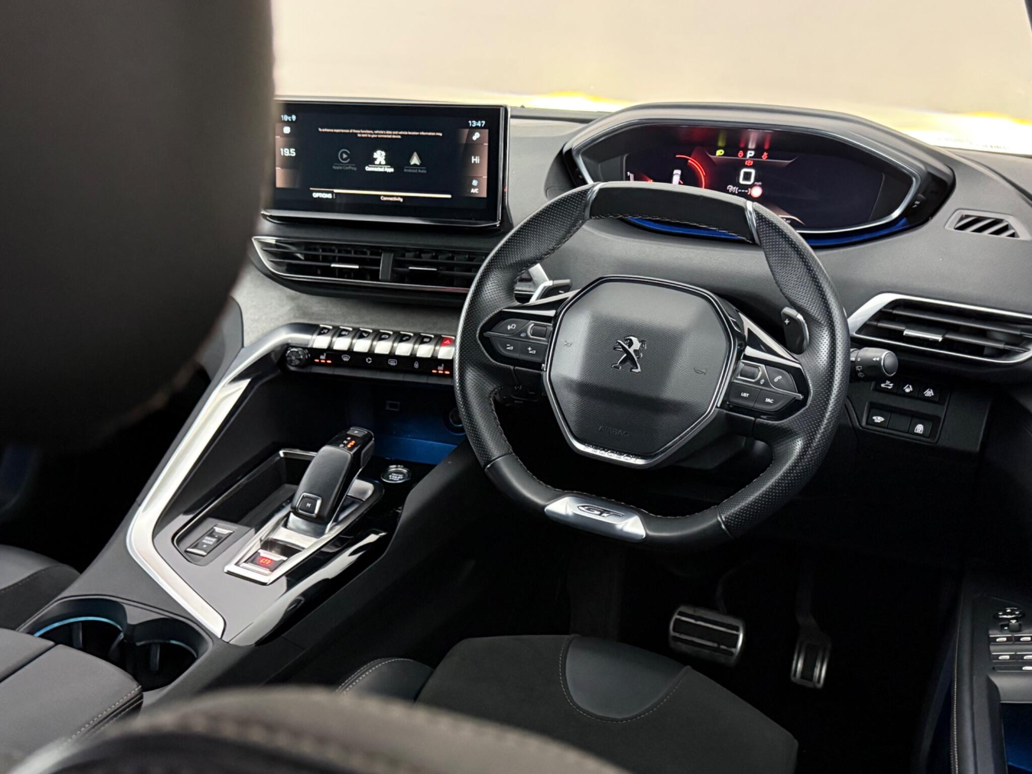 Peugeot 5008 view 13