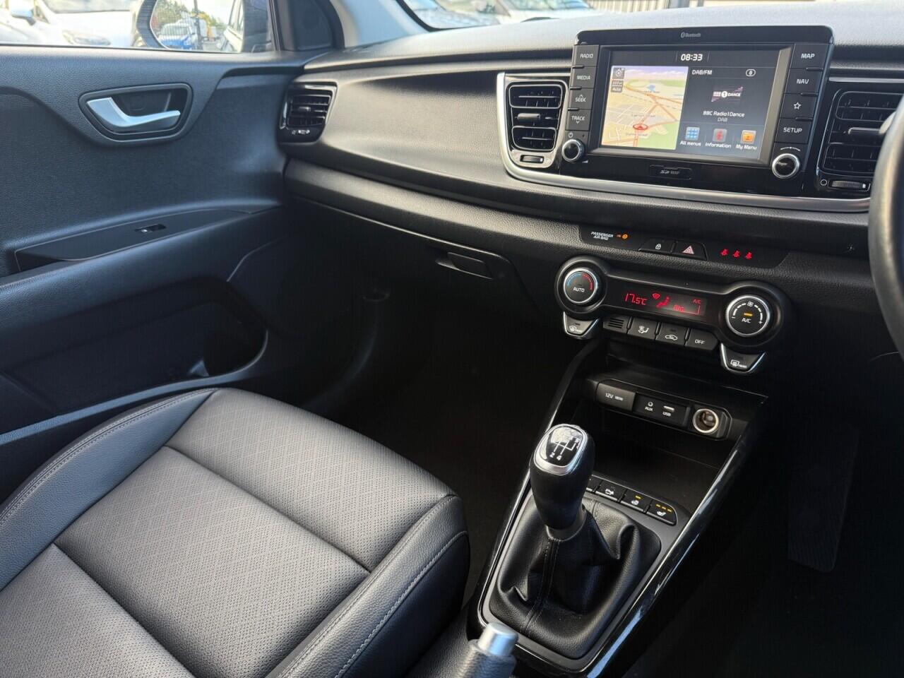 Kia Rio view 15