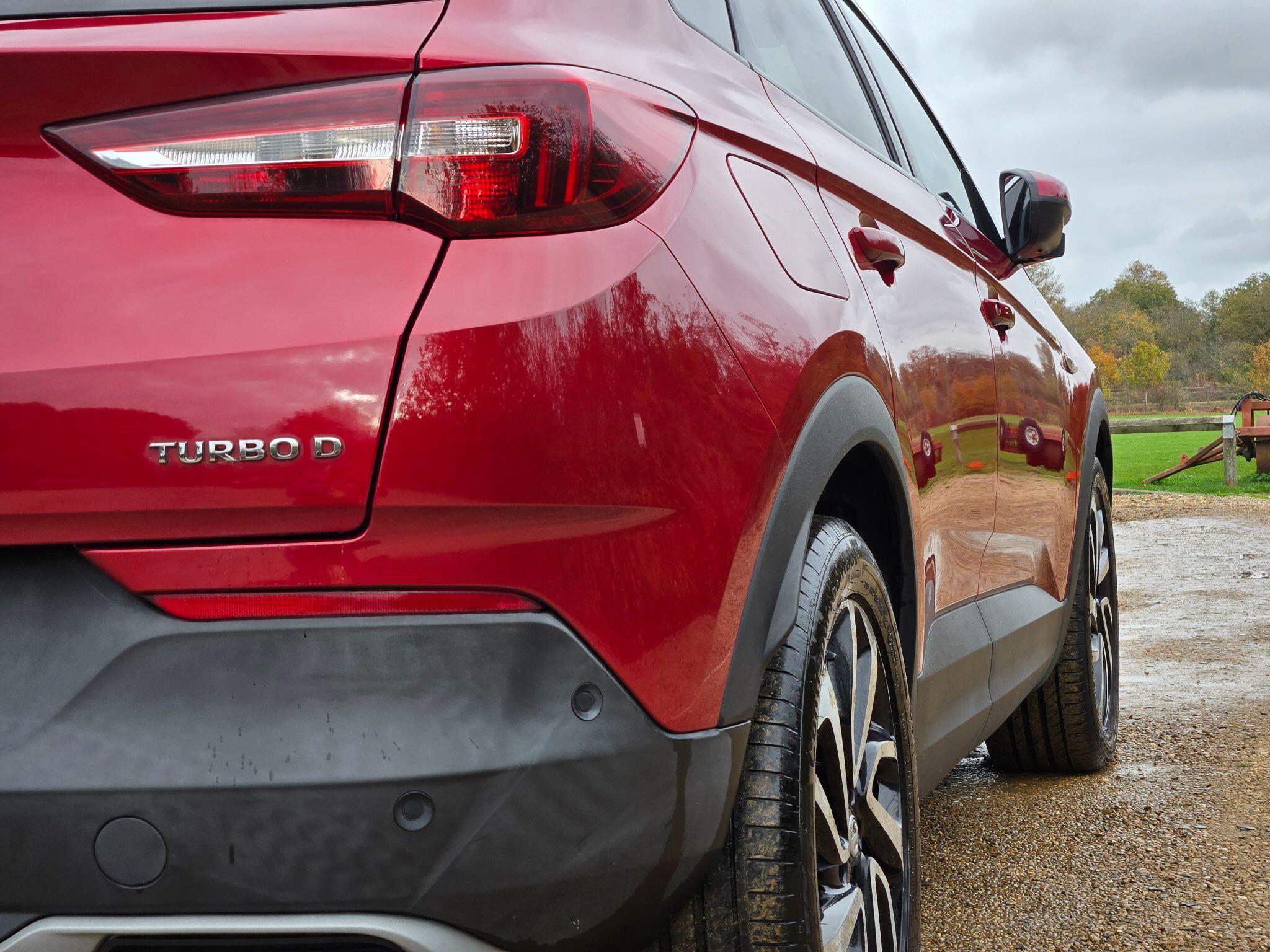 2018 Vauxhall Grandland X 1.6 Turbo D BlueInjection Elite Nav Auto Euro 6 (s/s) 5dr • 63,000 miles image 12