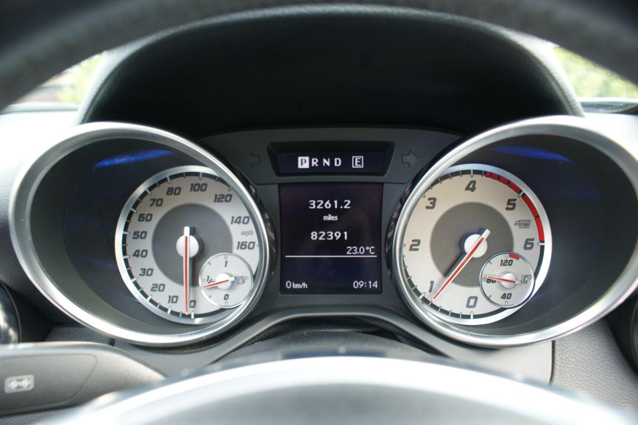 Mercedes-Benz SLK view 37