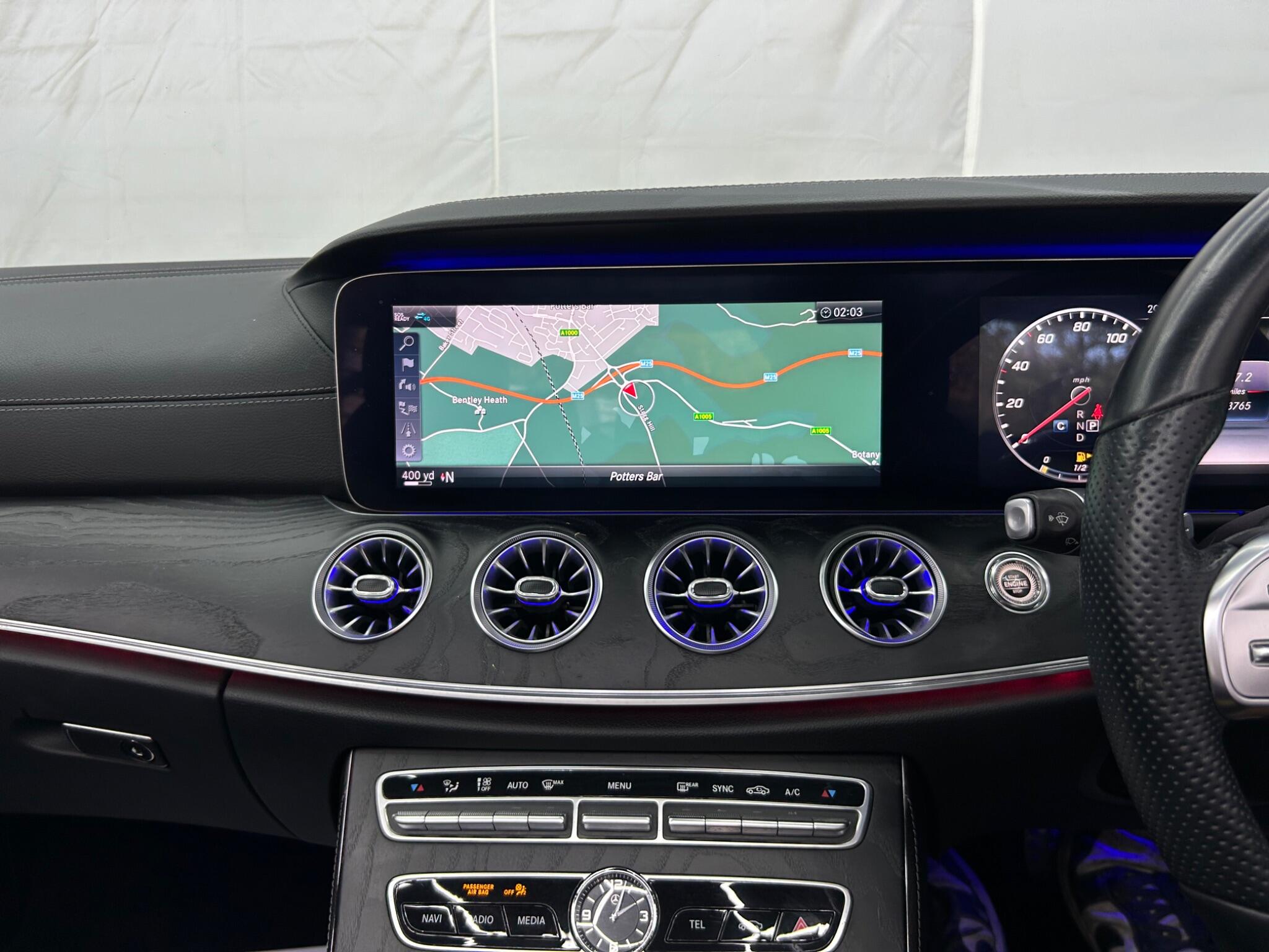 Mercedes-Benz E Class view 36