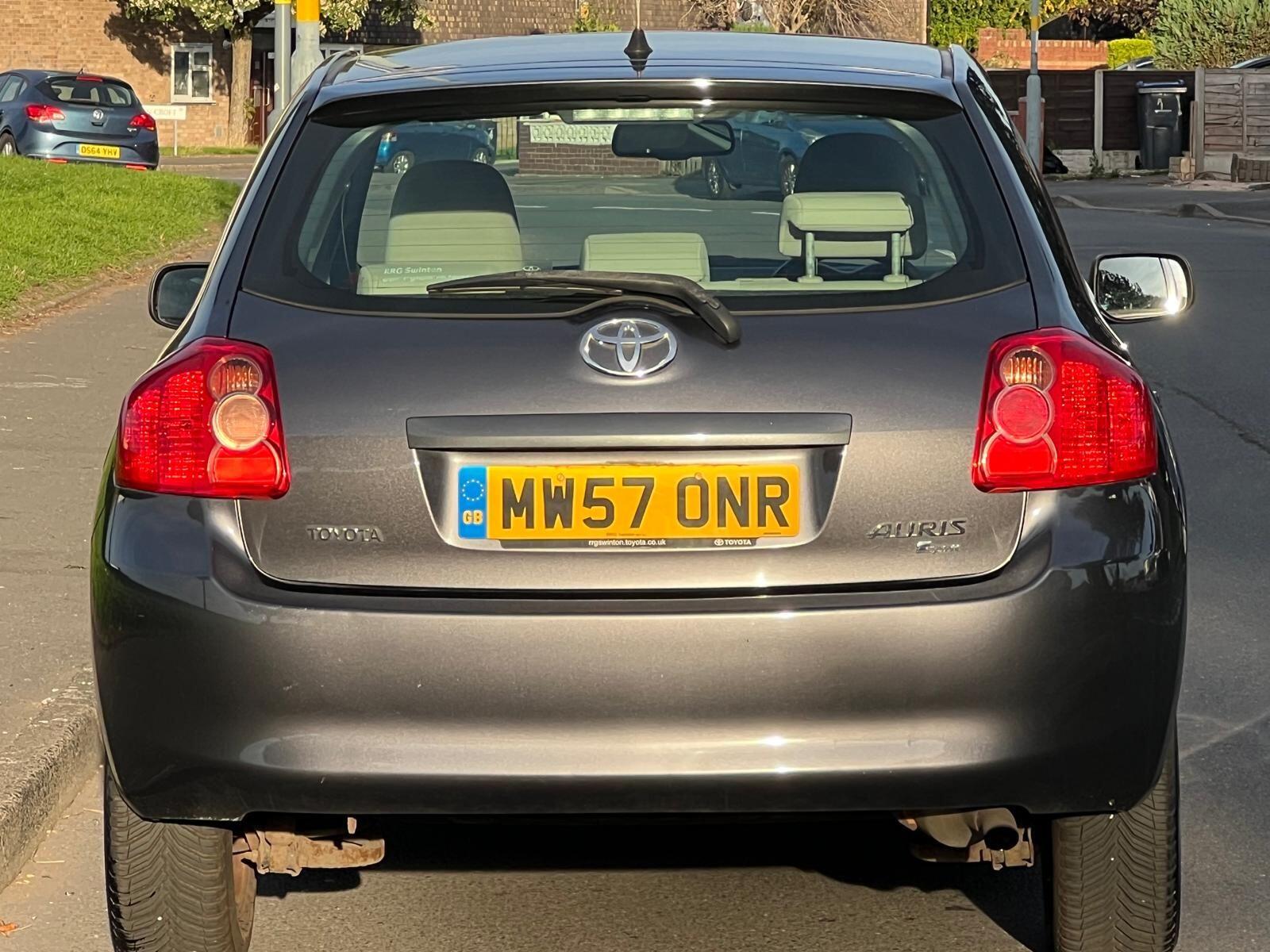 Toyota Auris view 14