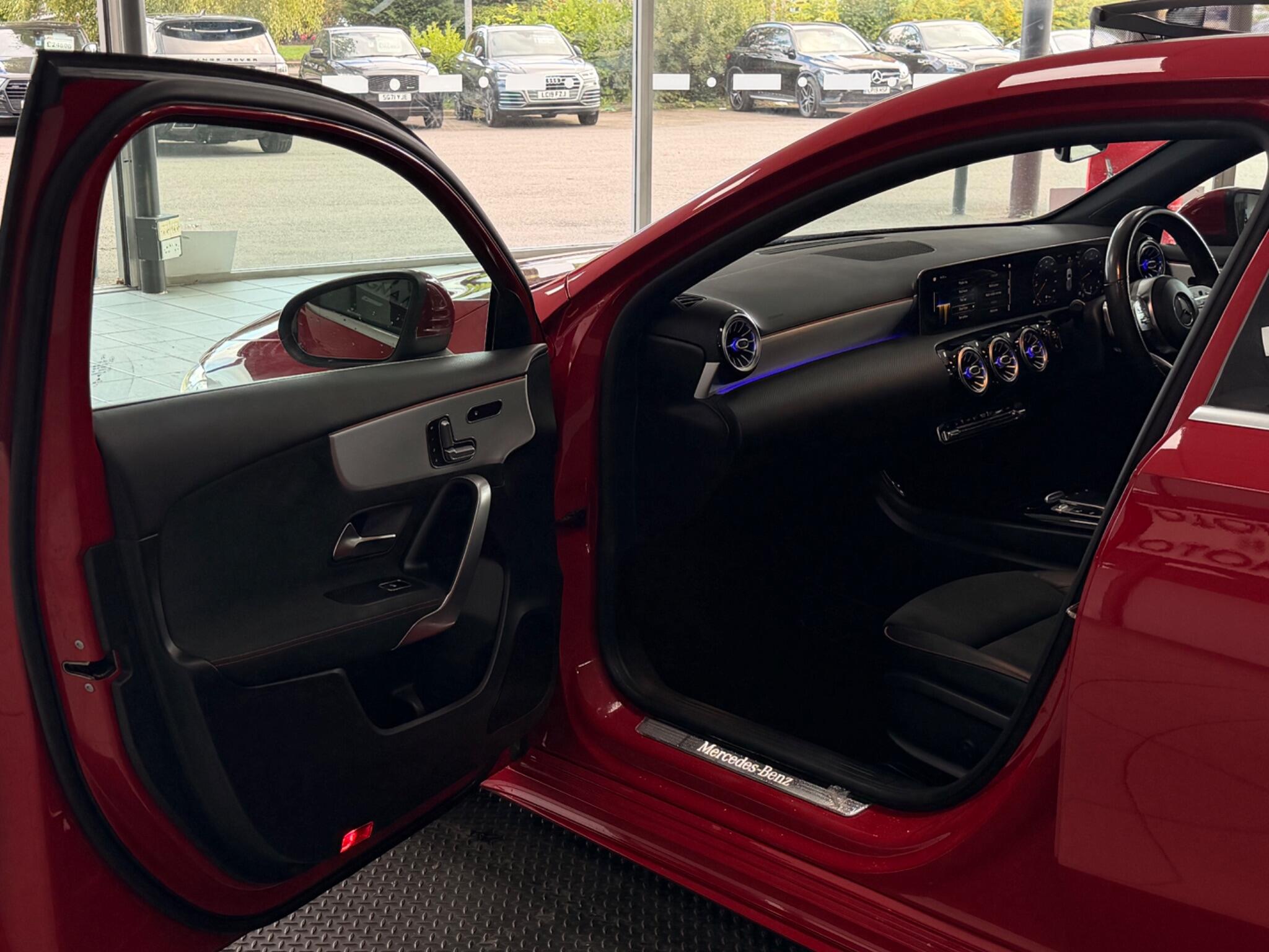 Mercedes-Benz A-Class view 29