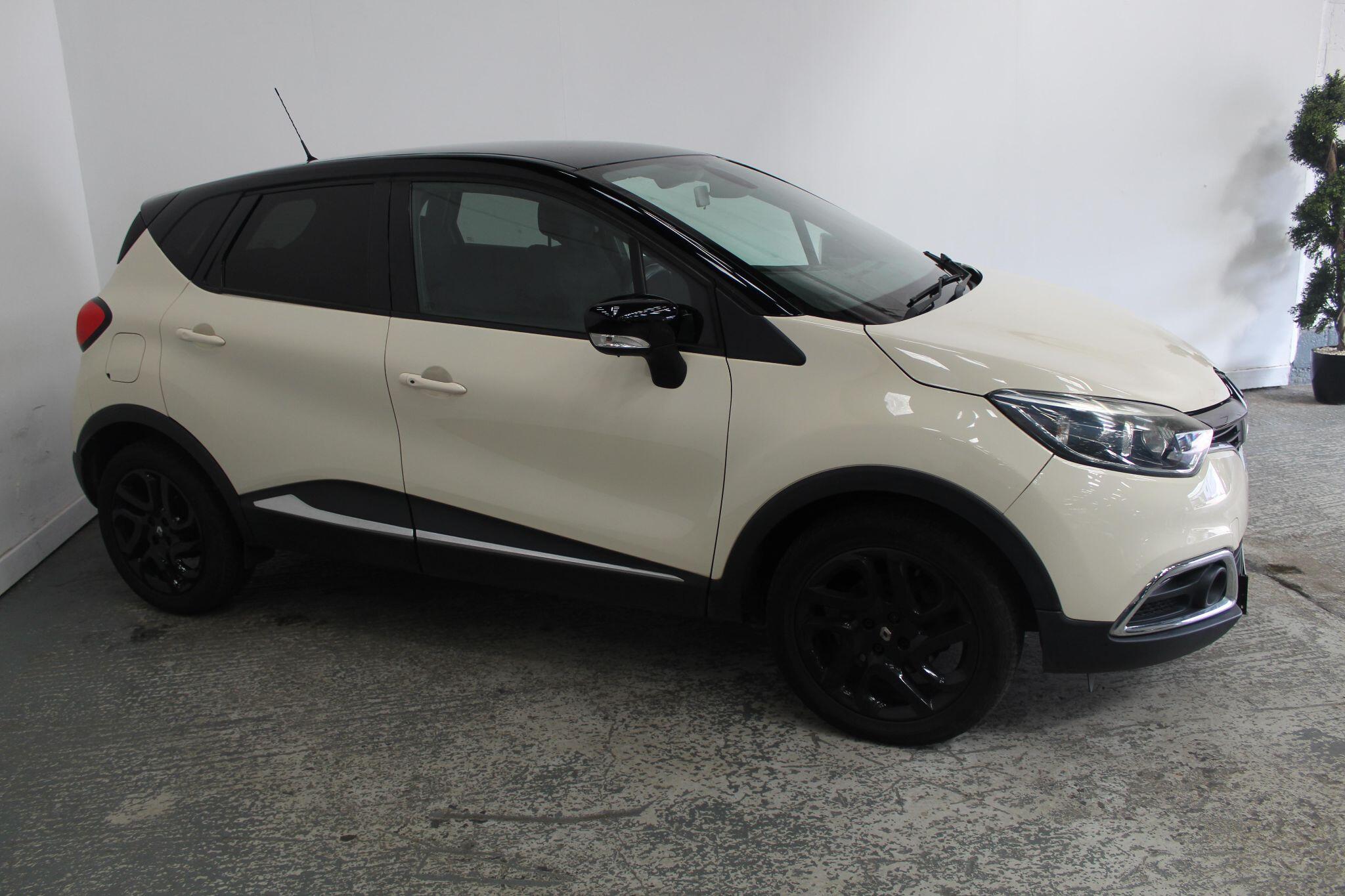 Renault Captur view 4