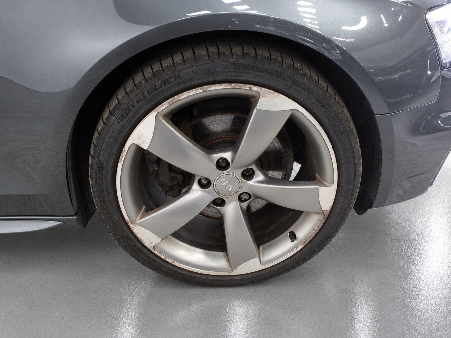 Audi A4 view 54