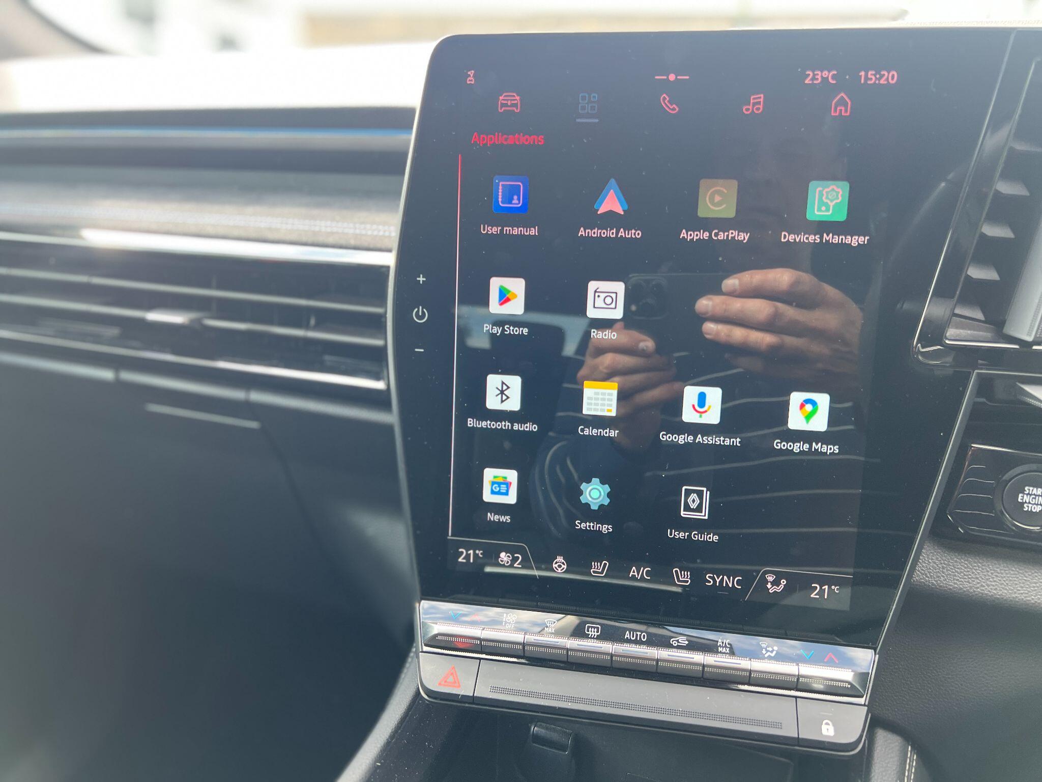 Renault Austral view 25