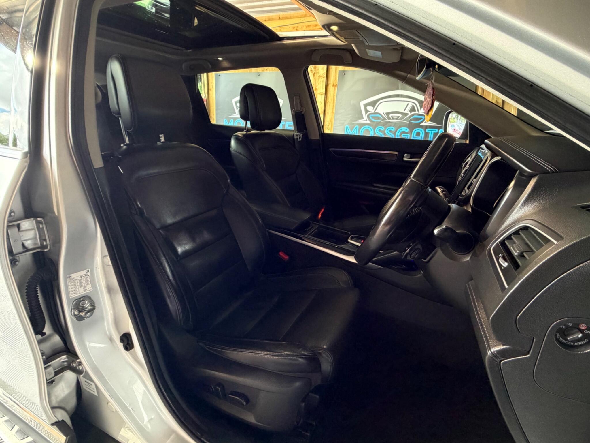 Renault Koleos view 24
