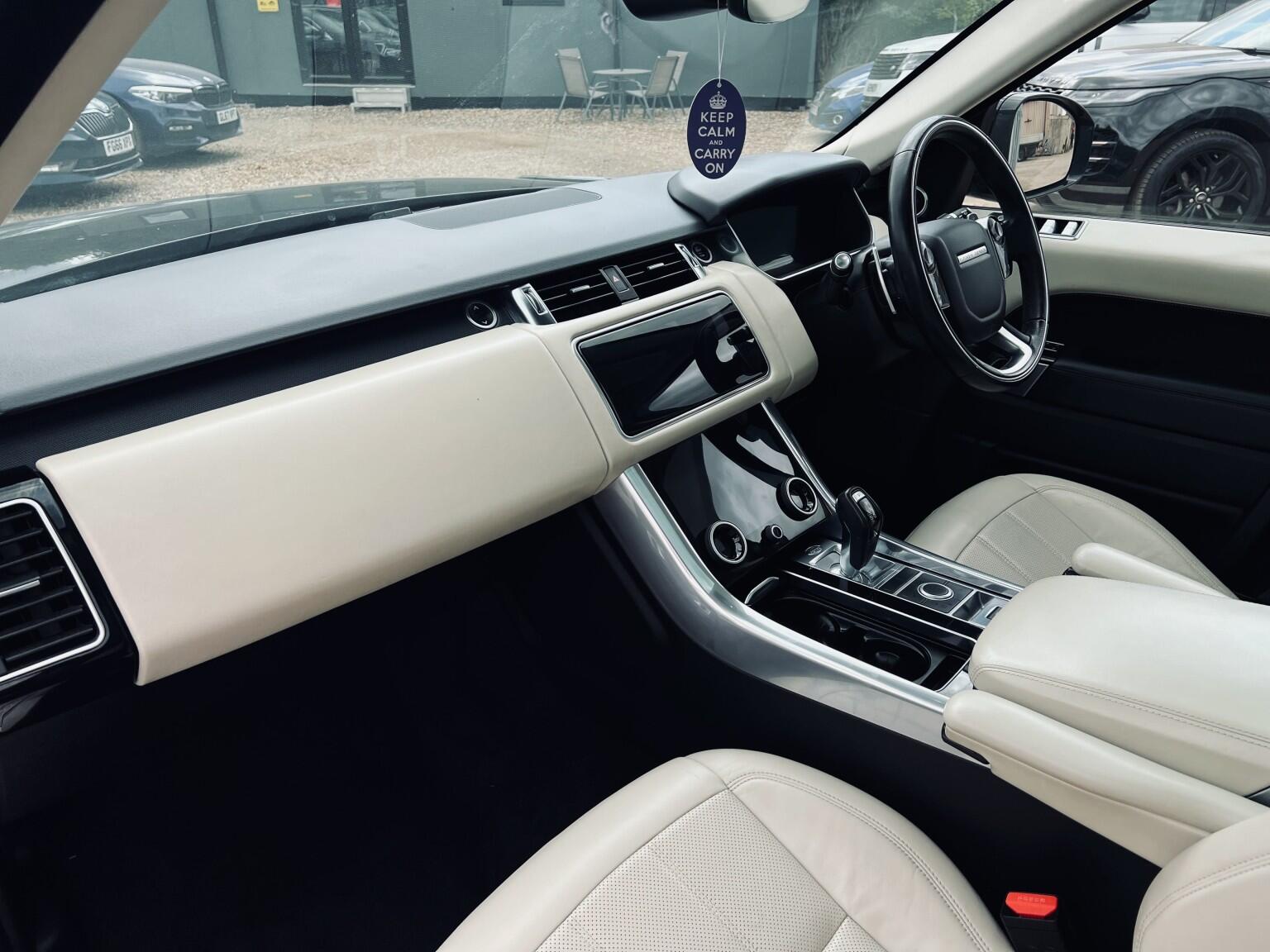 Land Rover Range Rover Sport view 16
