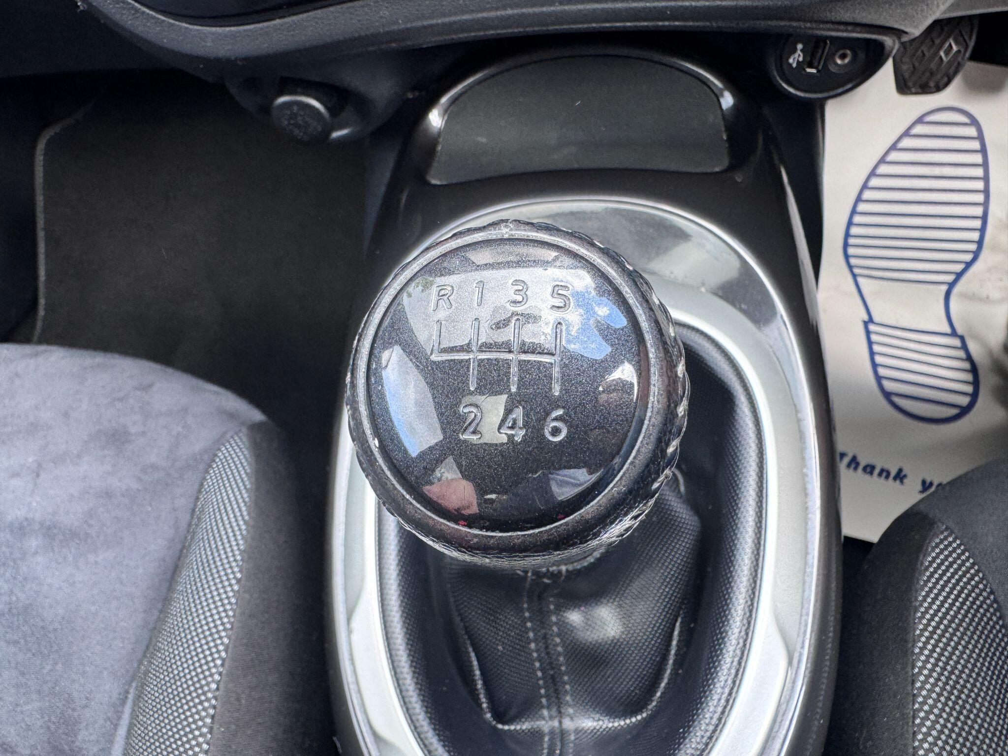 2015 Nissan Juke image 47