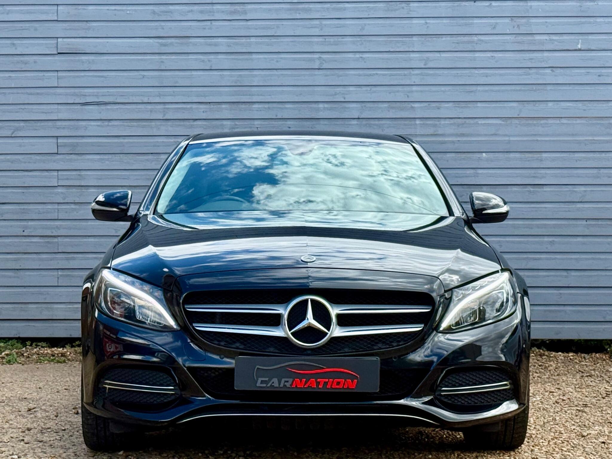 Mercedes-Benz C Class view 12