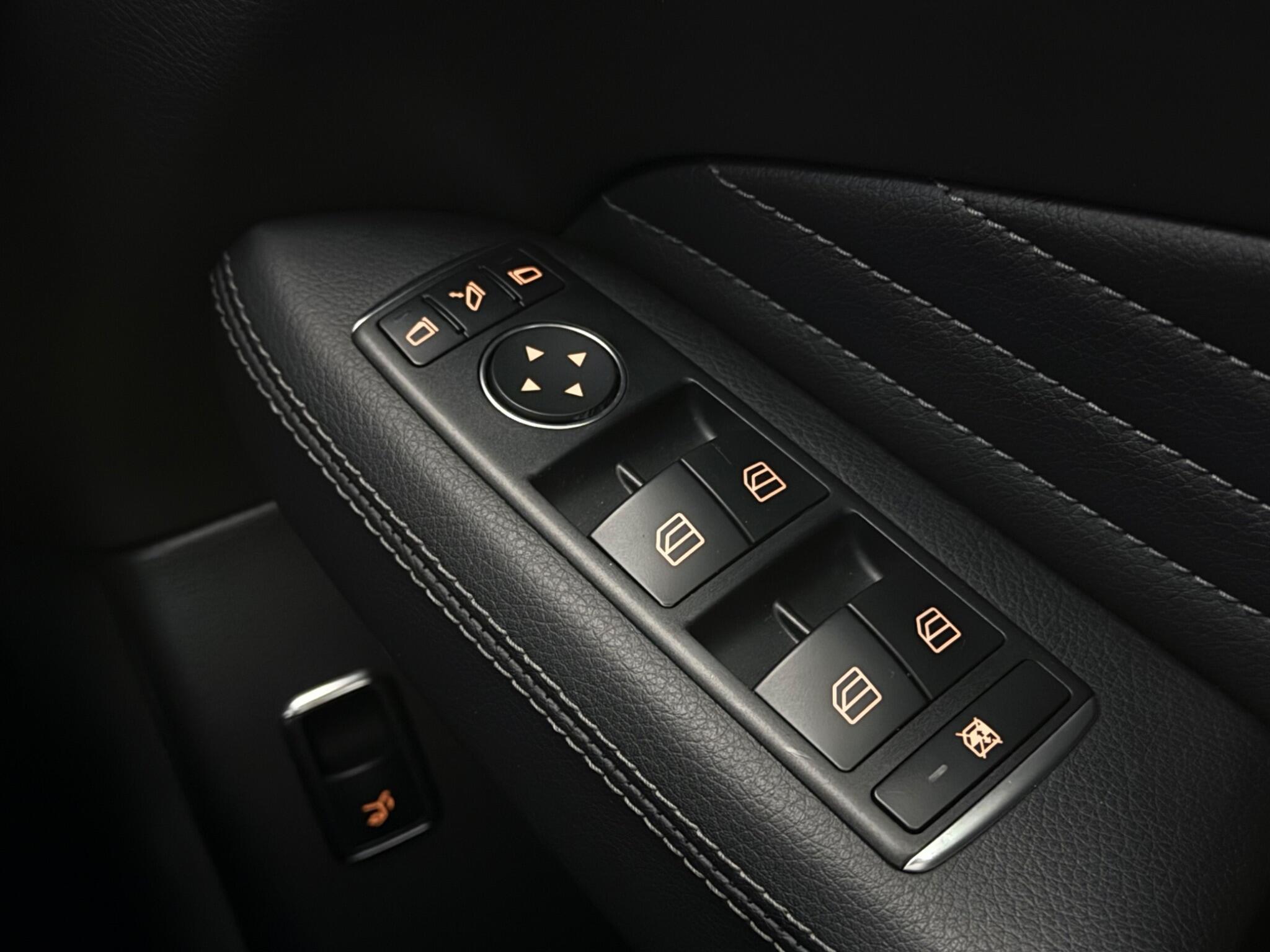 Mercedes-Benz GLE view 23
