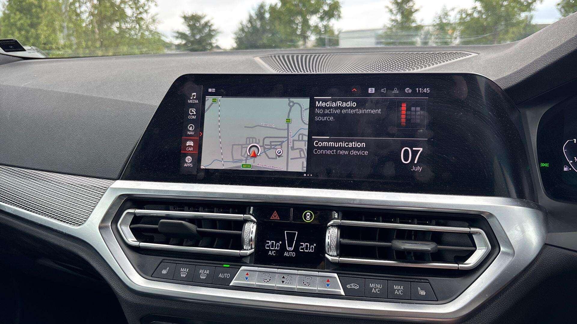 BMW 2 Series view 31